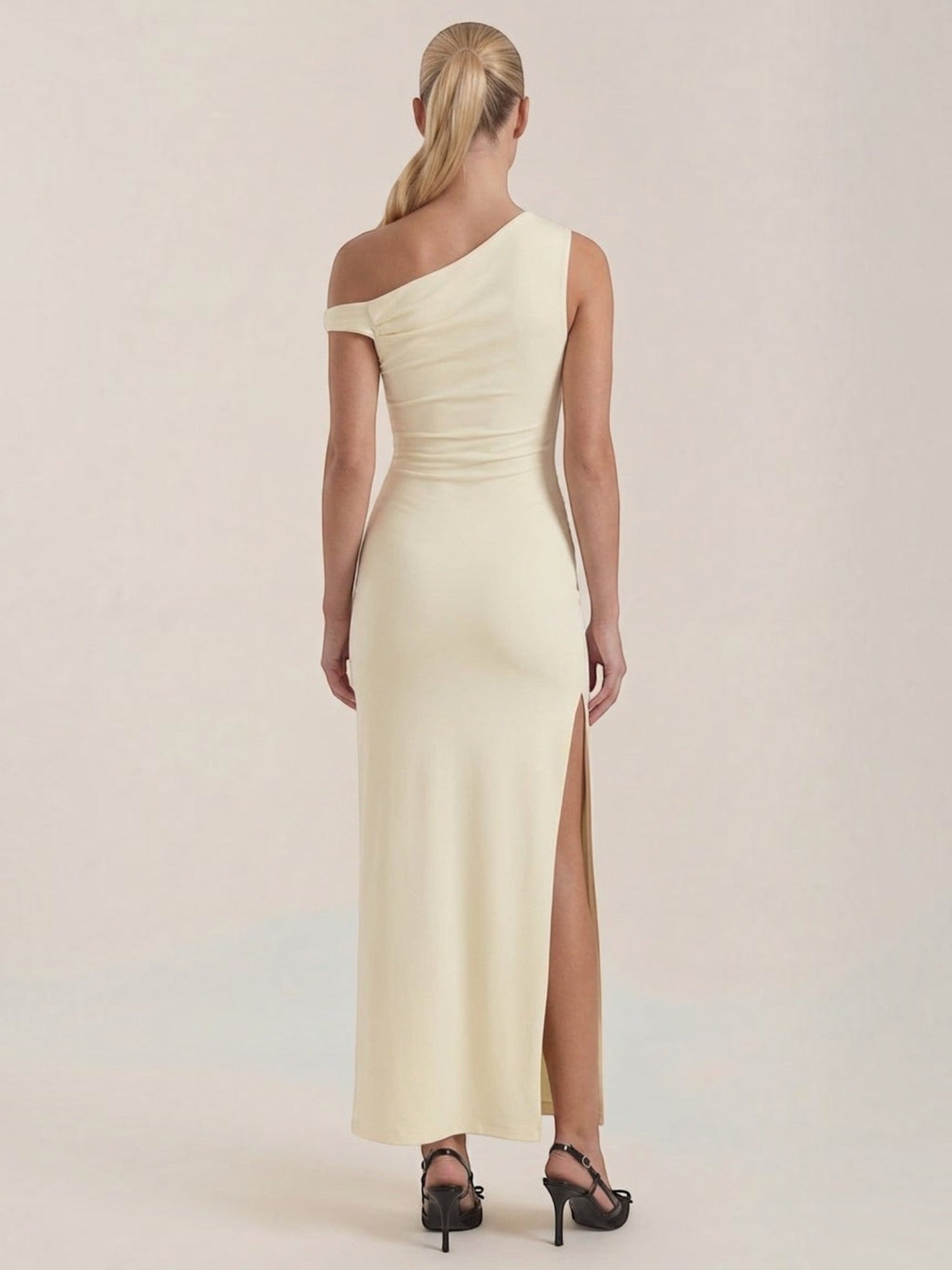 Deanna One-Shoulder-Maxikleid