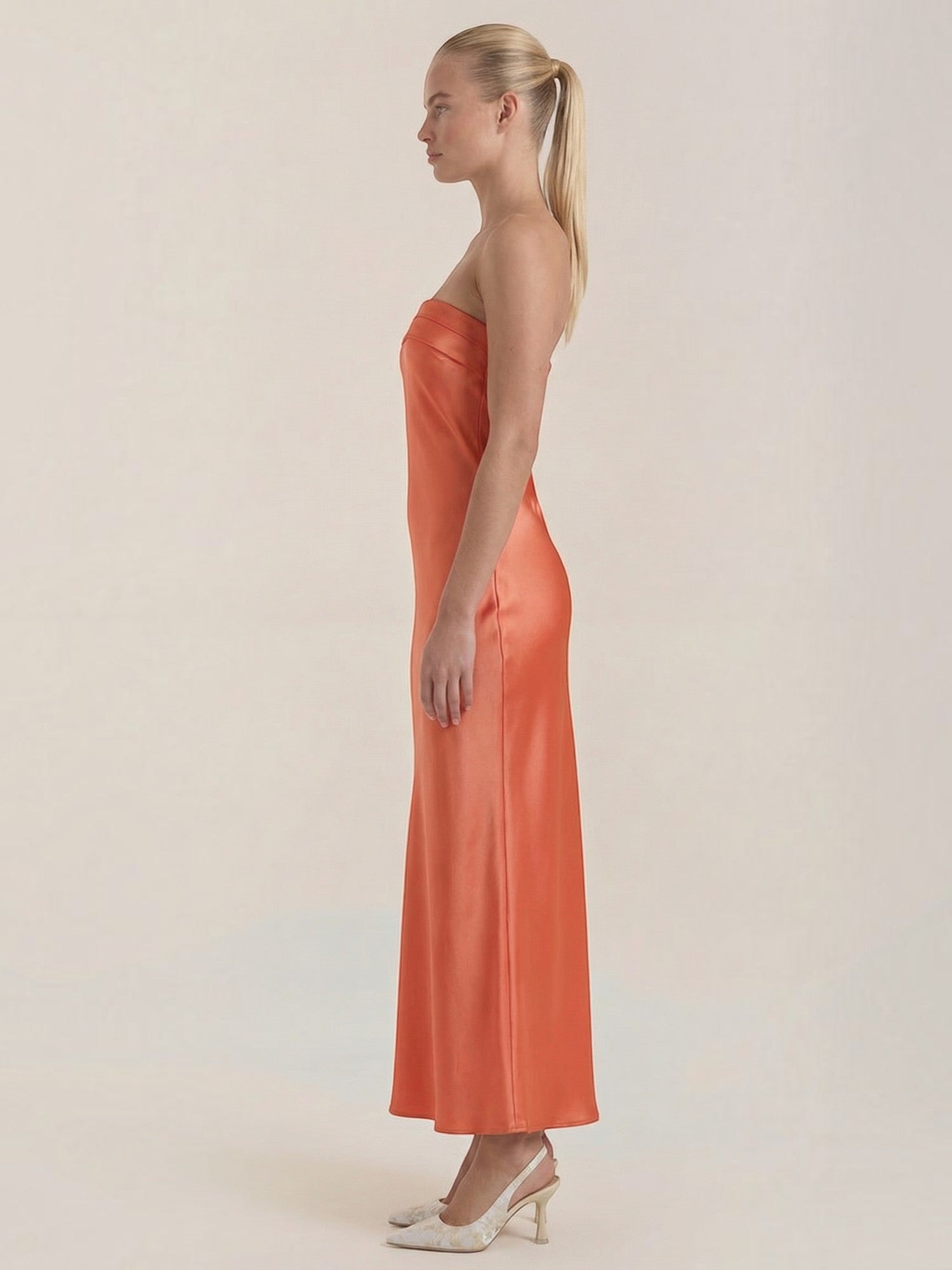 Elsa Schulterfreies Maxi-Abendkleid