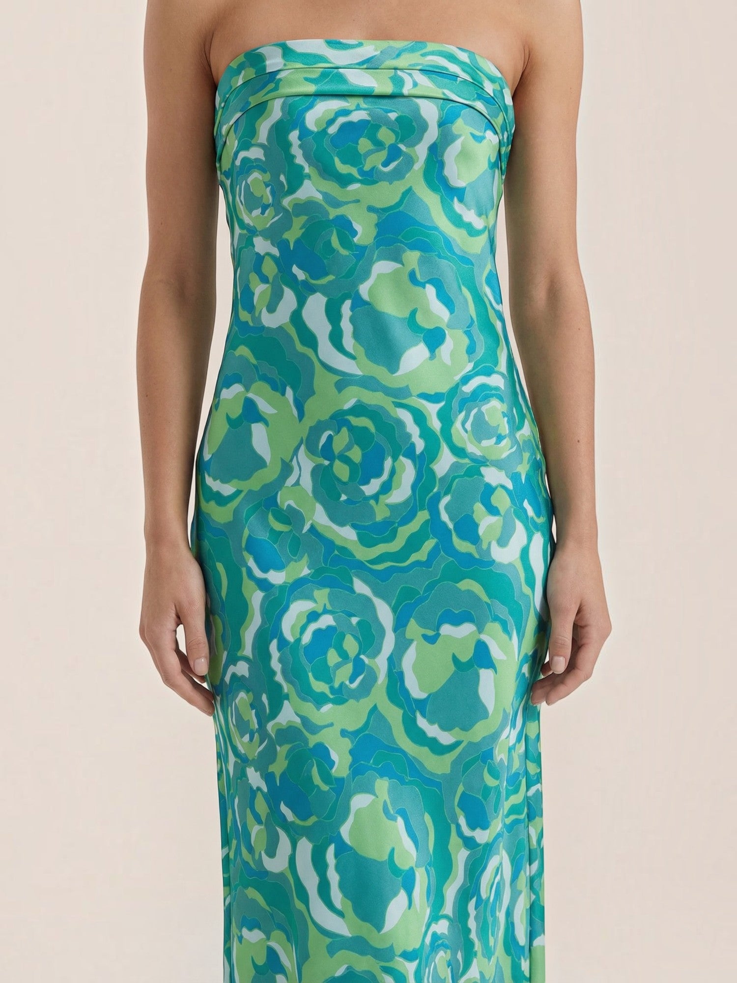 Elsa Schulterfreies Maxi-Abendkleid