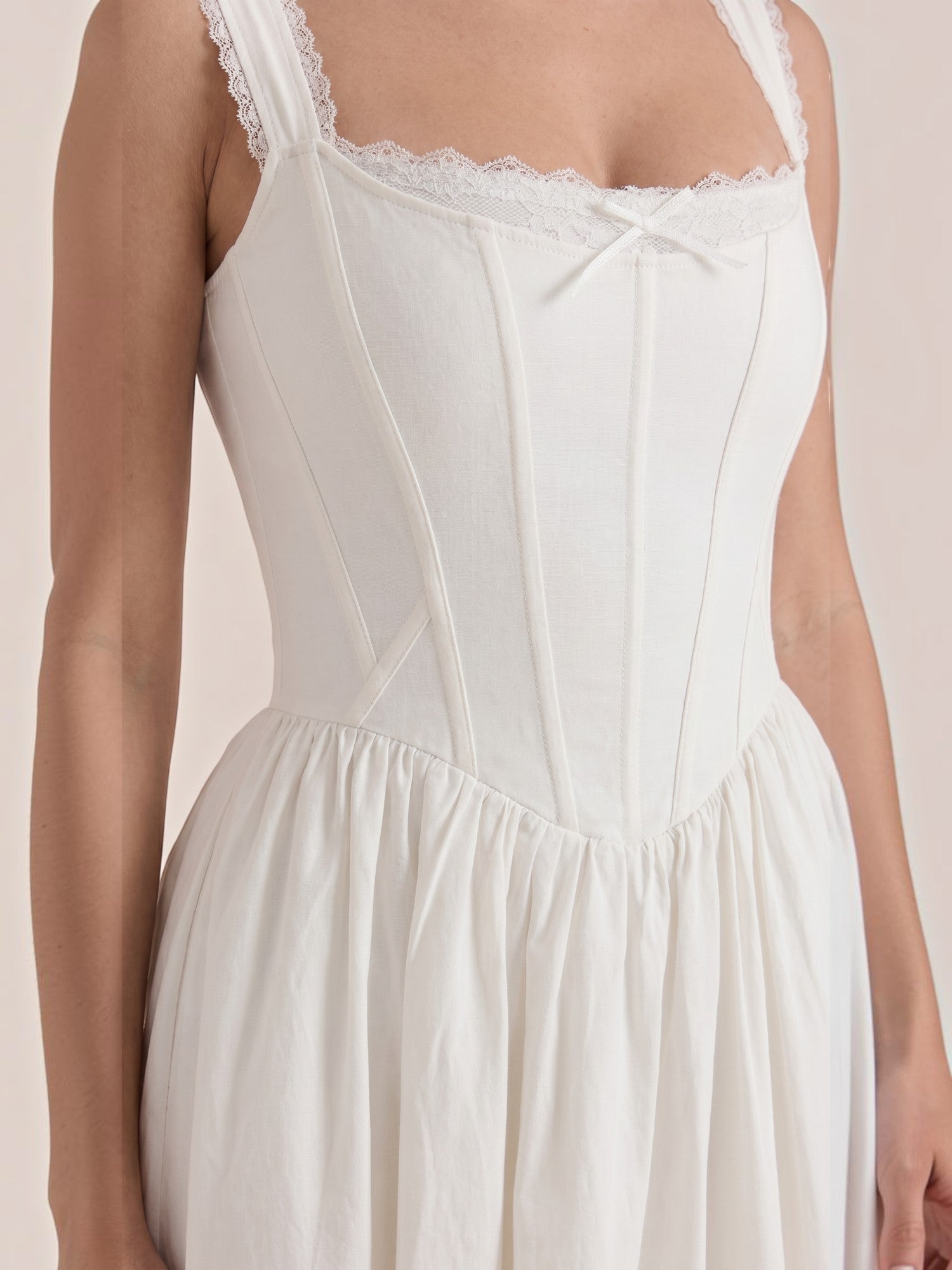 Kenya Midikleid mit Korsettoberteil und Spitzendetail