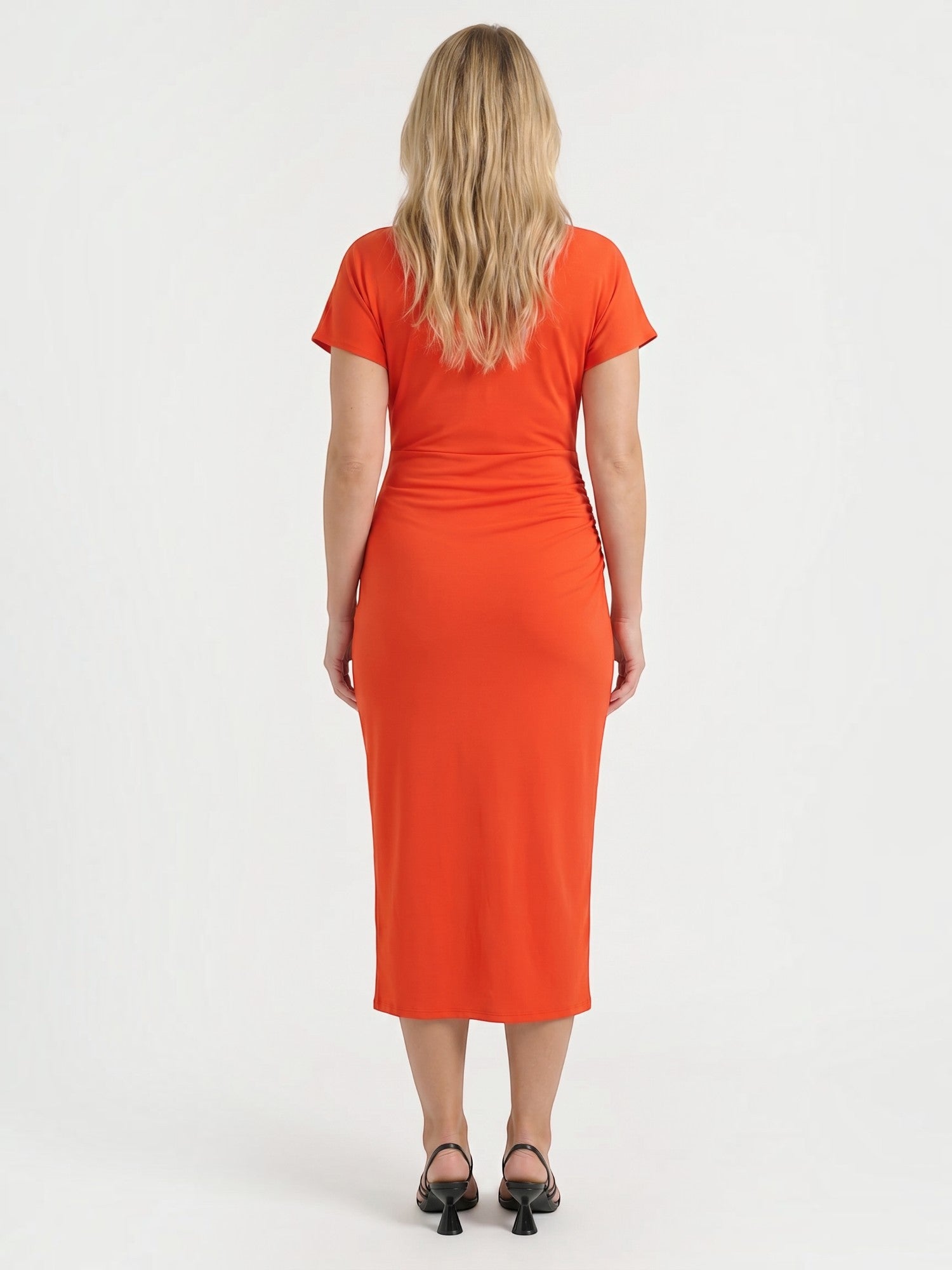 Raina Wickel-Midikleid mit V-Ausschnitt