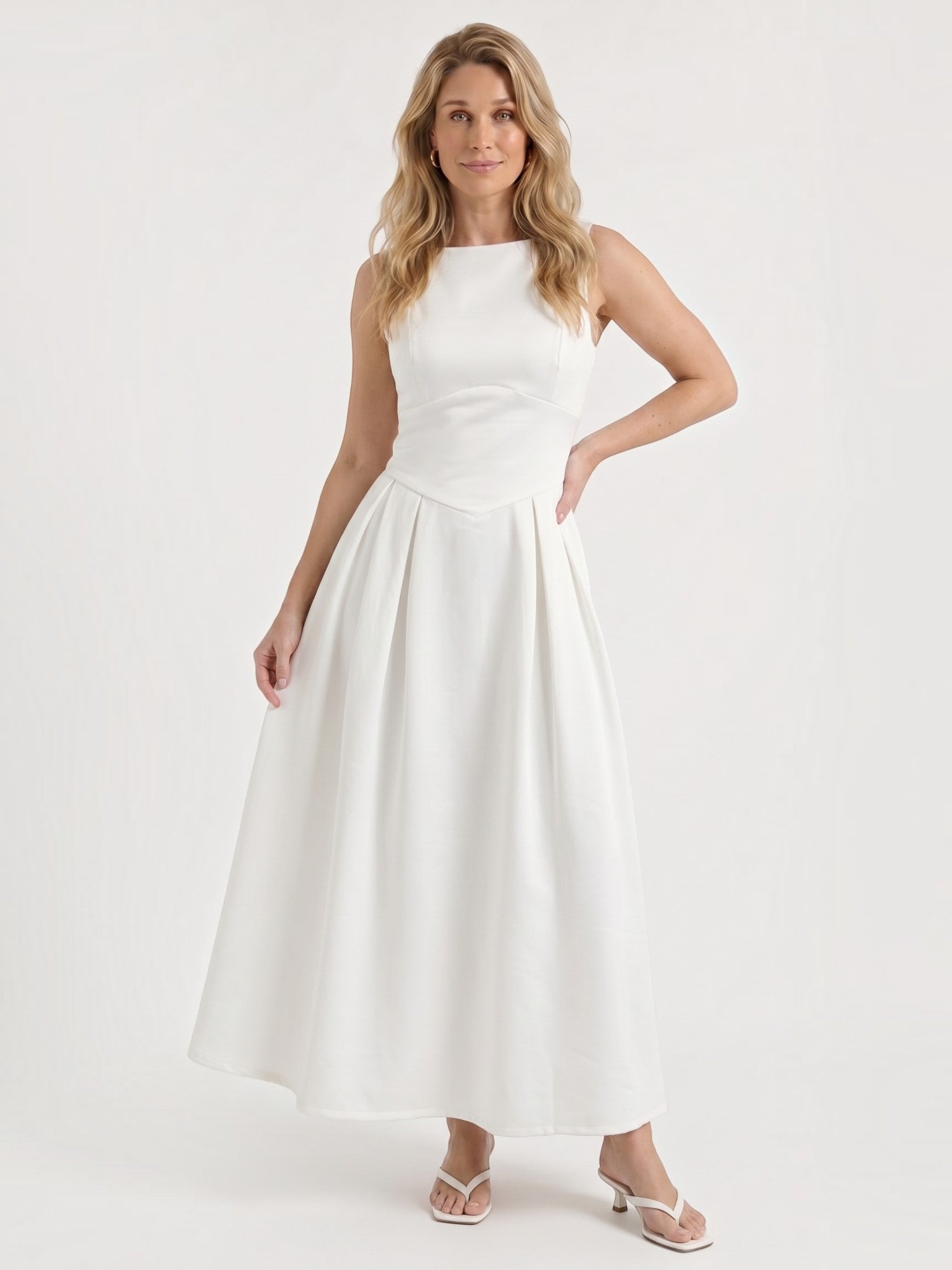Shenna Ärmelloses Maxikleid mit ausgestelltem Rock