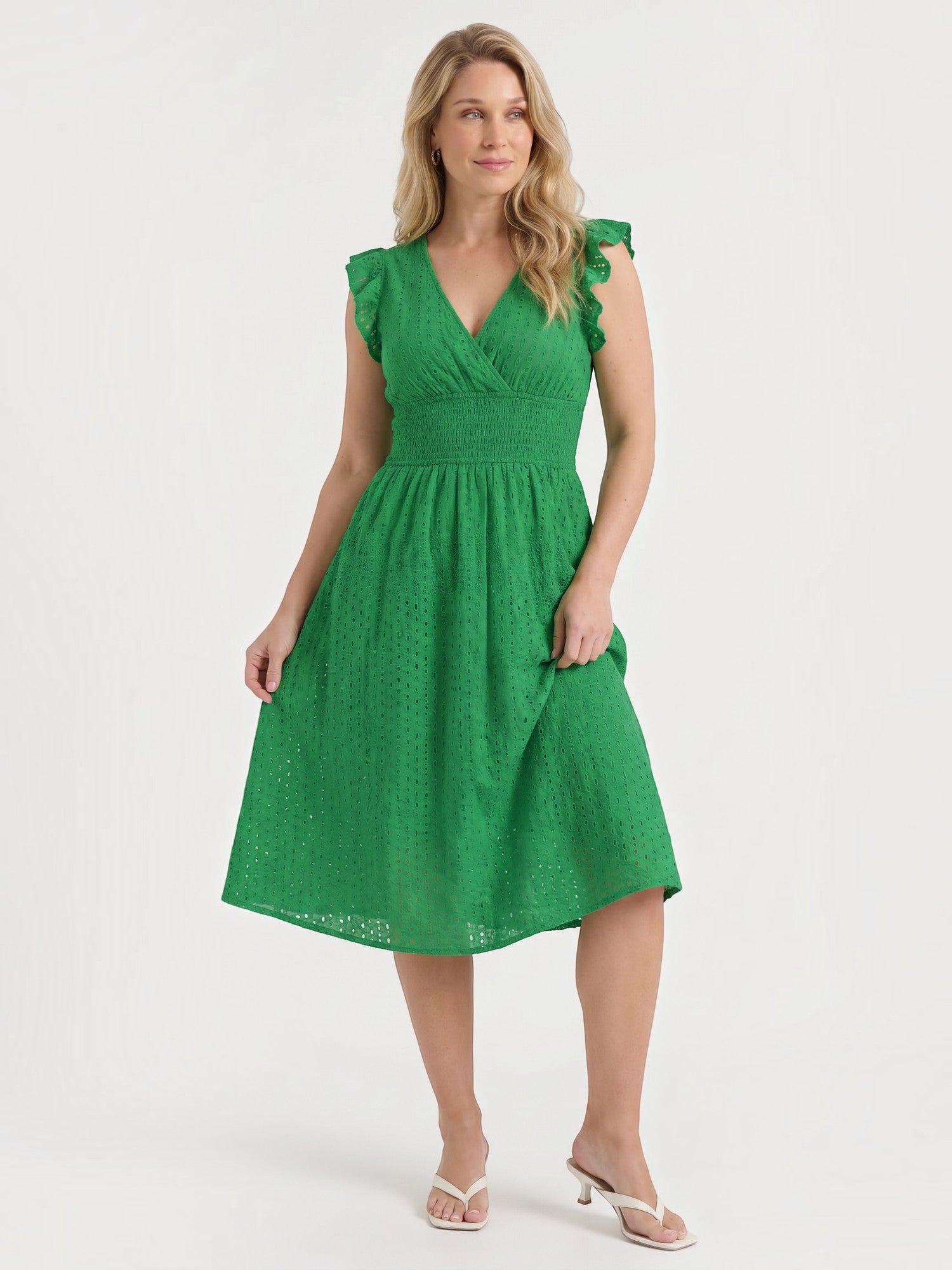 Florence Midikleid mit Lochstickerei und Rüschenträgern