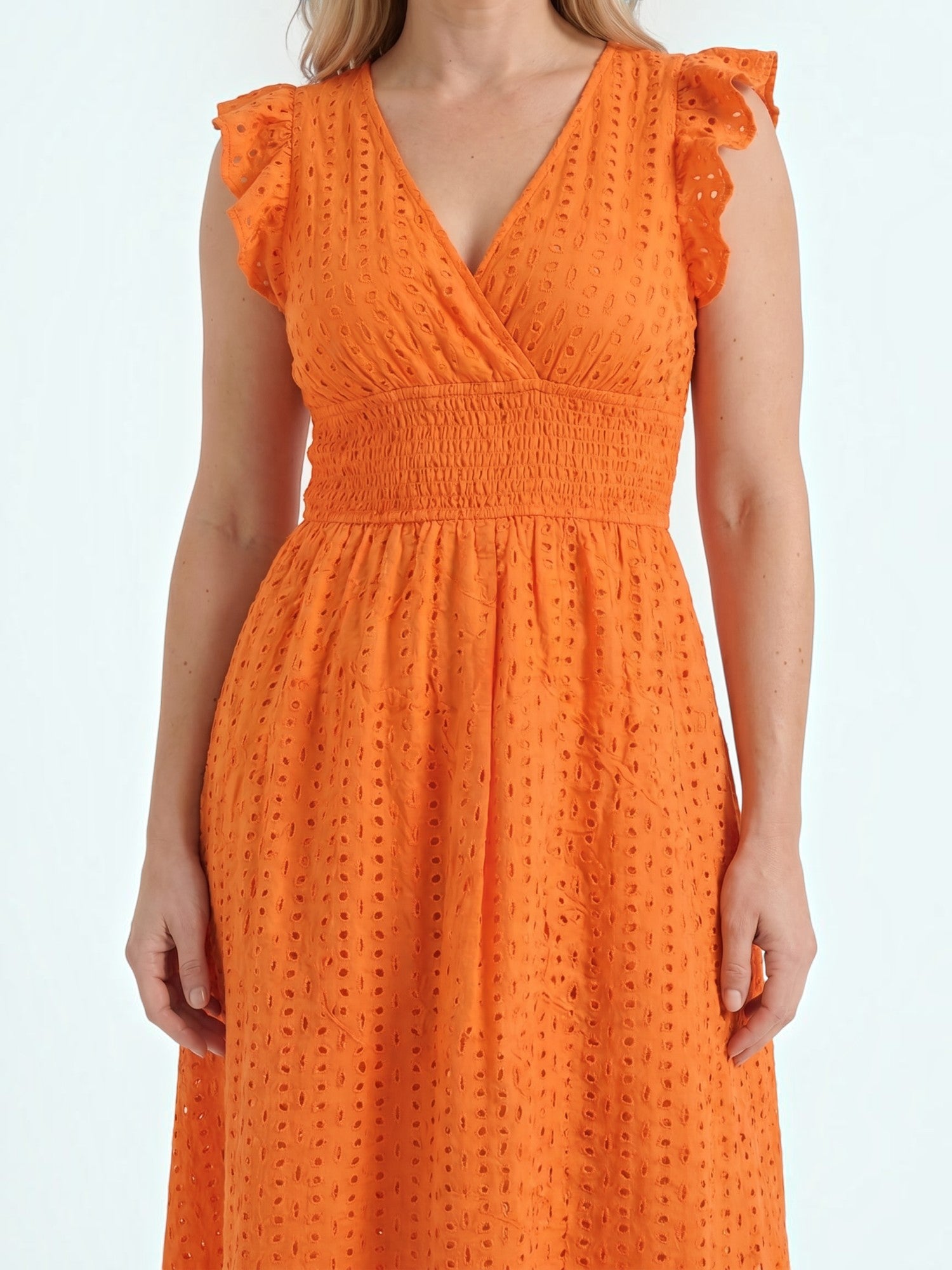 Florence Midikleid mit Lochstickerei und Rüschenträgern