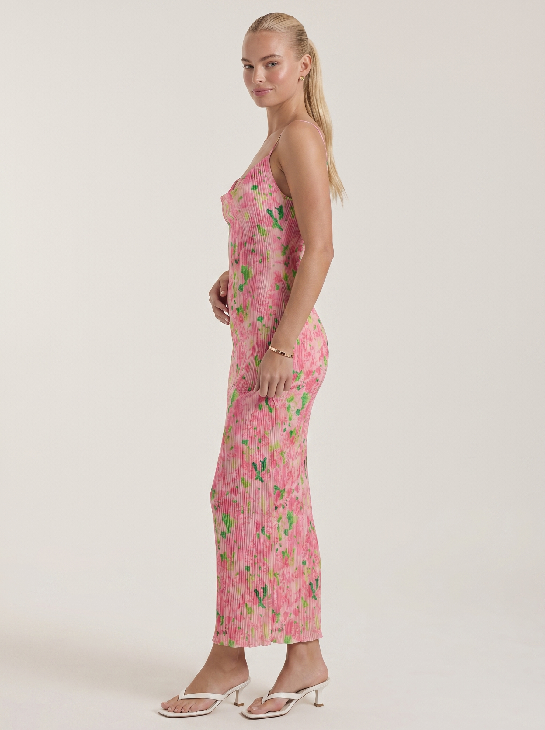 Henrietta Plissee Maxikleid mit Spaghettiträgern