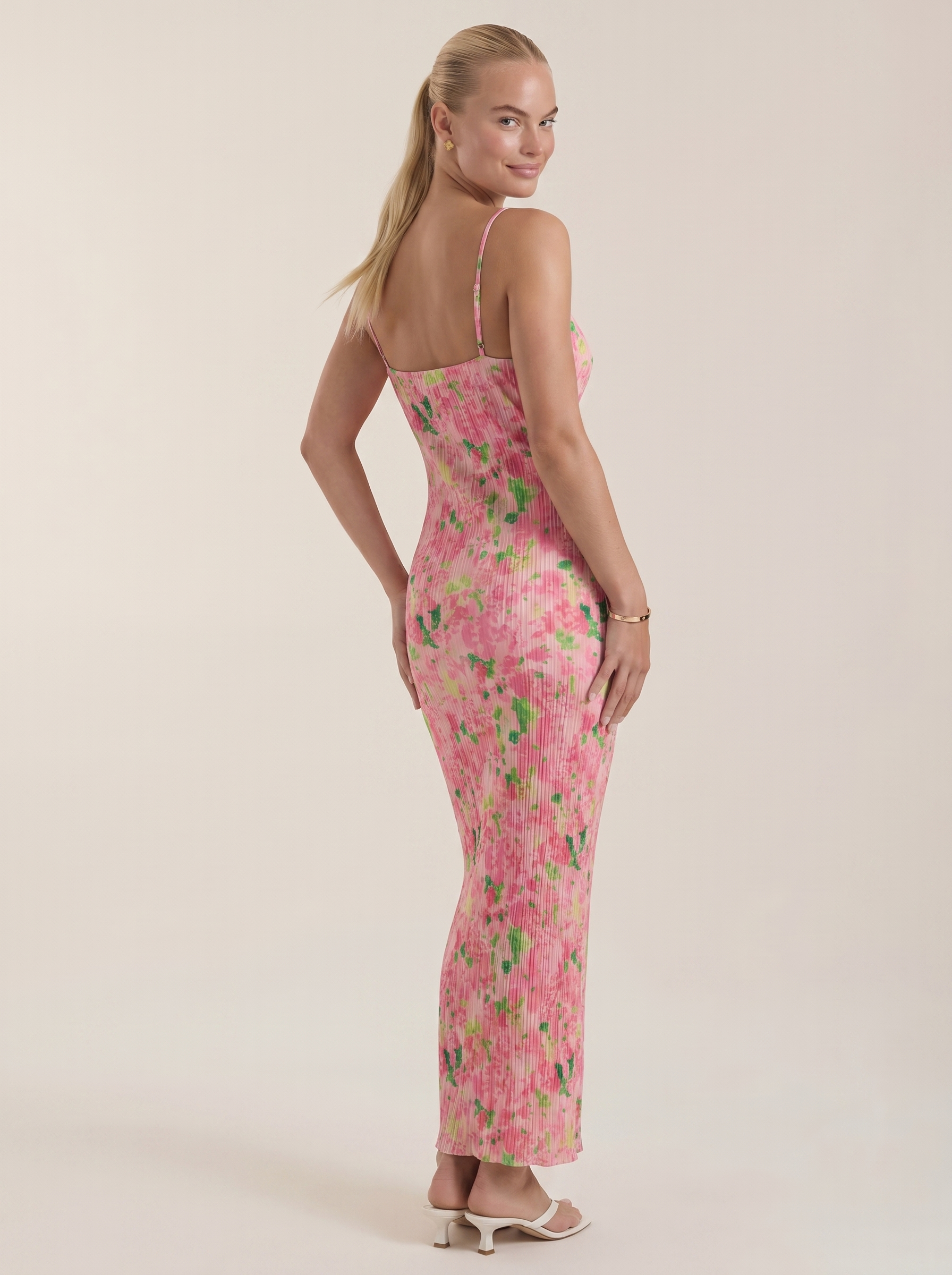 Henrietta Plissee Maxikleid mit Spaghettiträgern