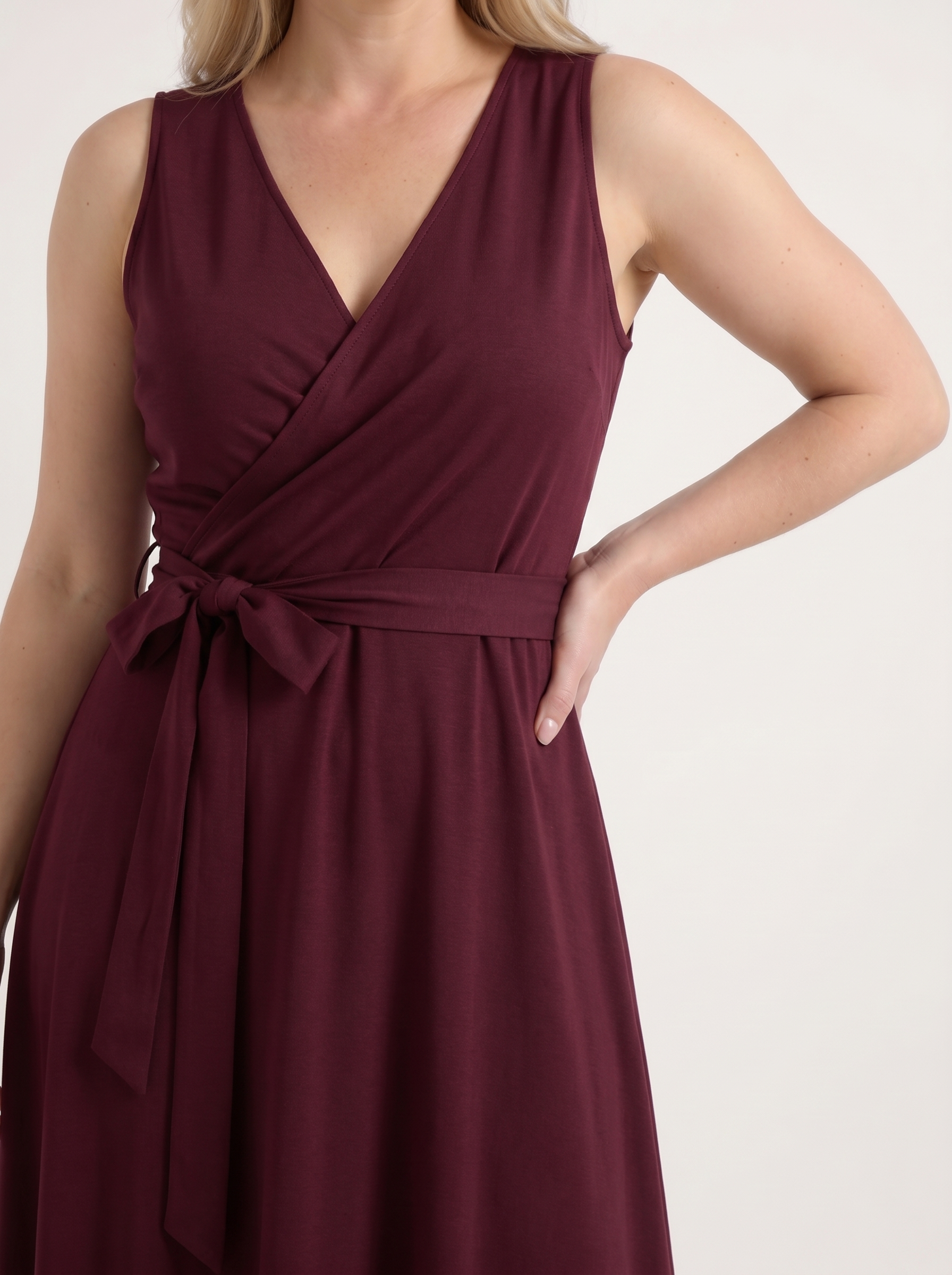 Reena Maxikleid mit Wickeloptik und Bindegürtel
