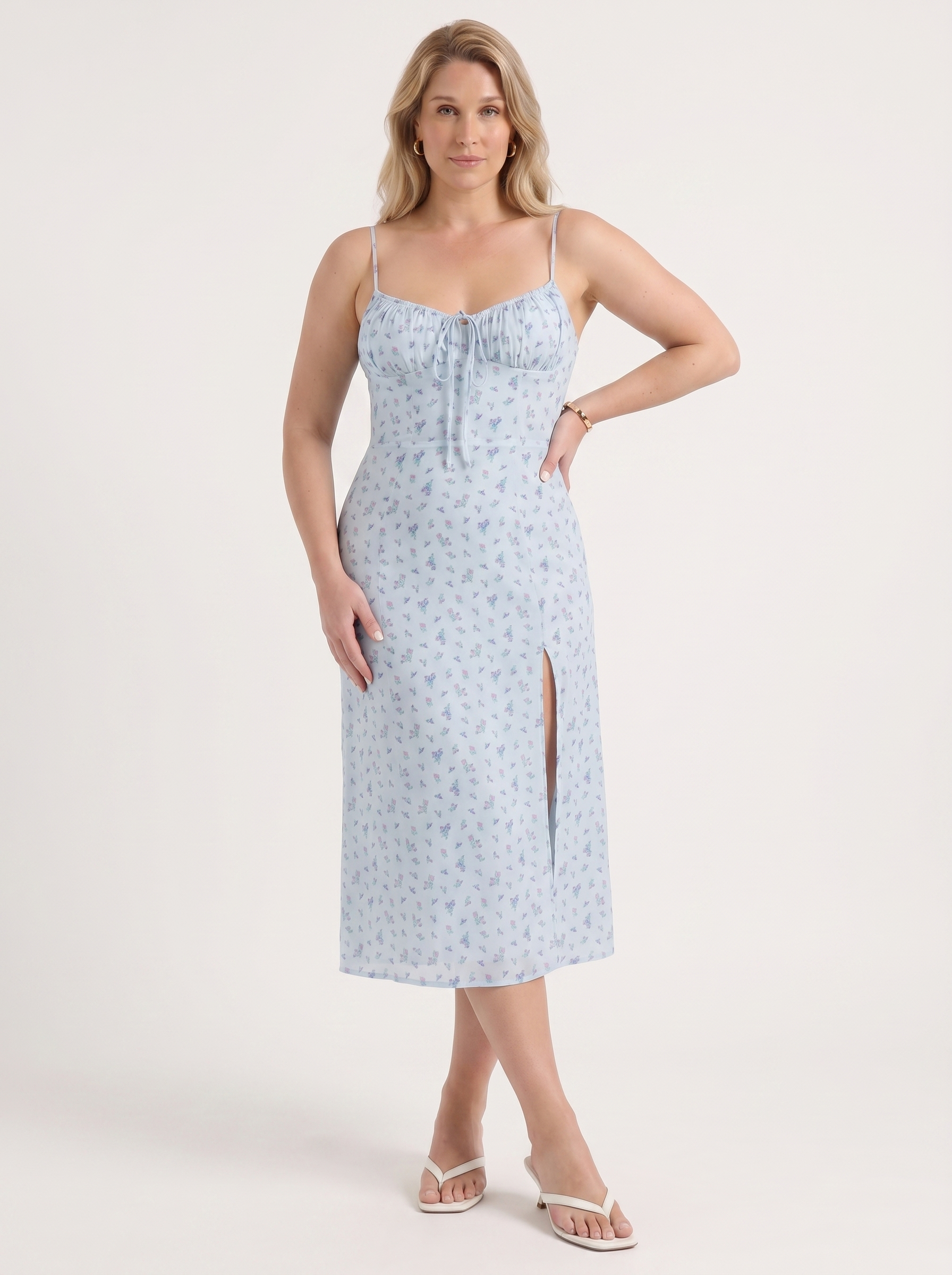 Milena Midikleid mit Spaghettiträgern und Beinschlitz