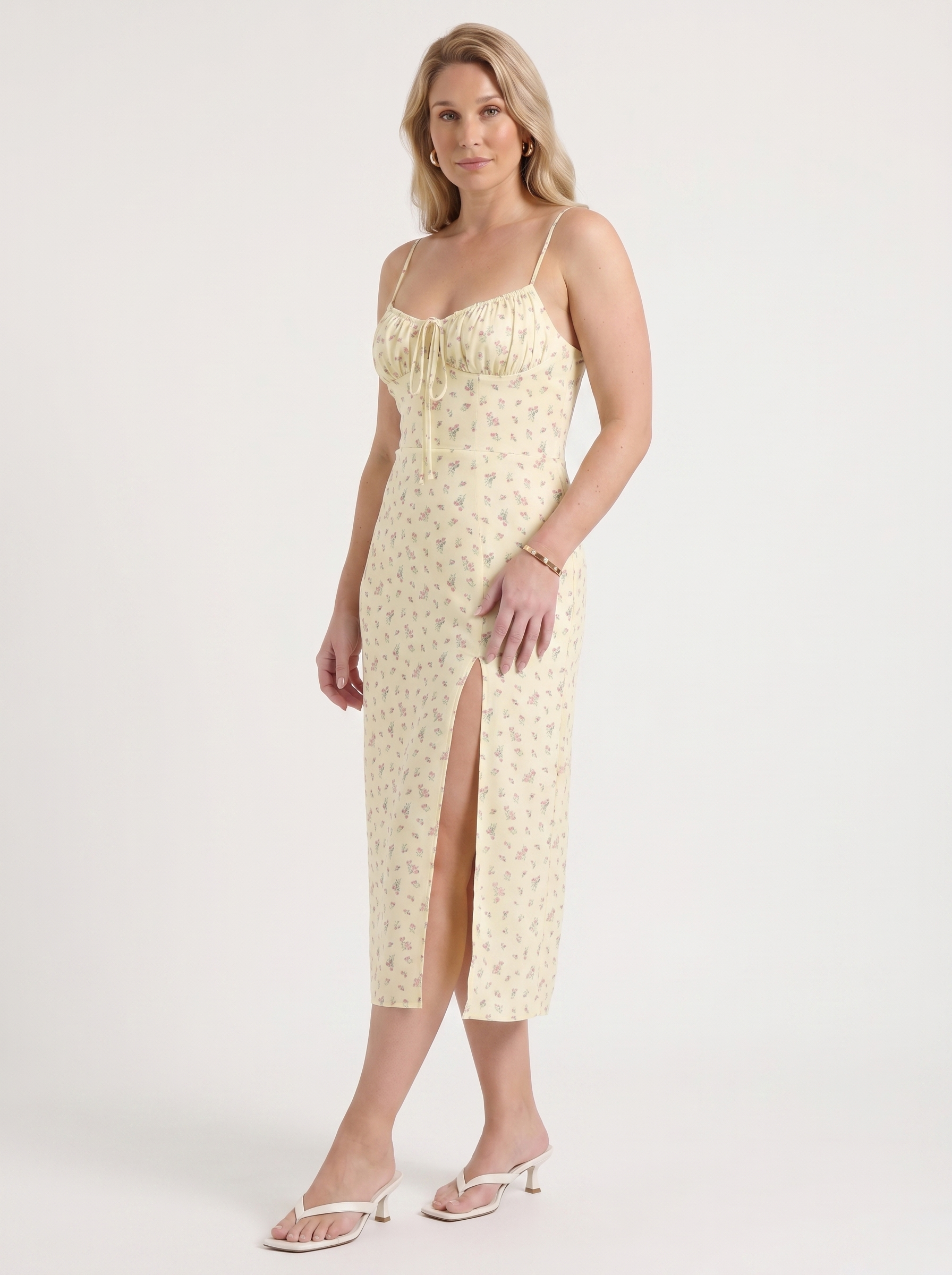 Milena Midikleid mit Spaghettiträgern und Beinschlitz