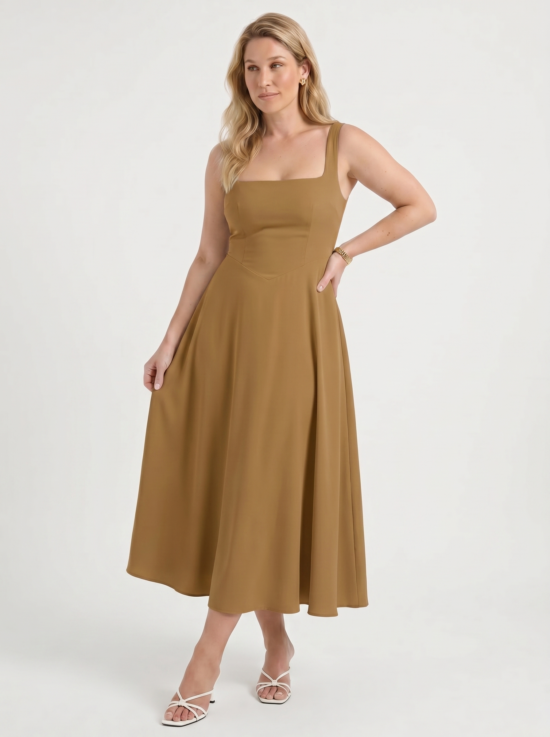 Clarisse Midikleid mit Karree-Ausschnitt und Schwingrock