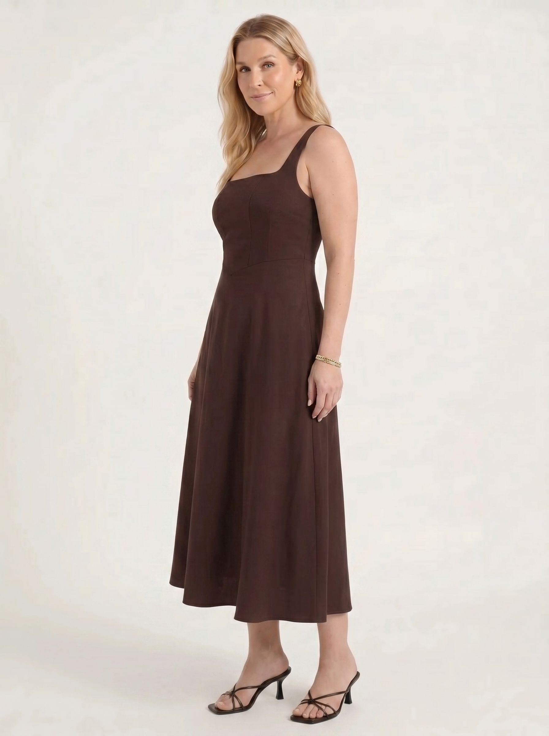 Clarisse Midikleid mit Karree-Ausschnitt und Schwingrock