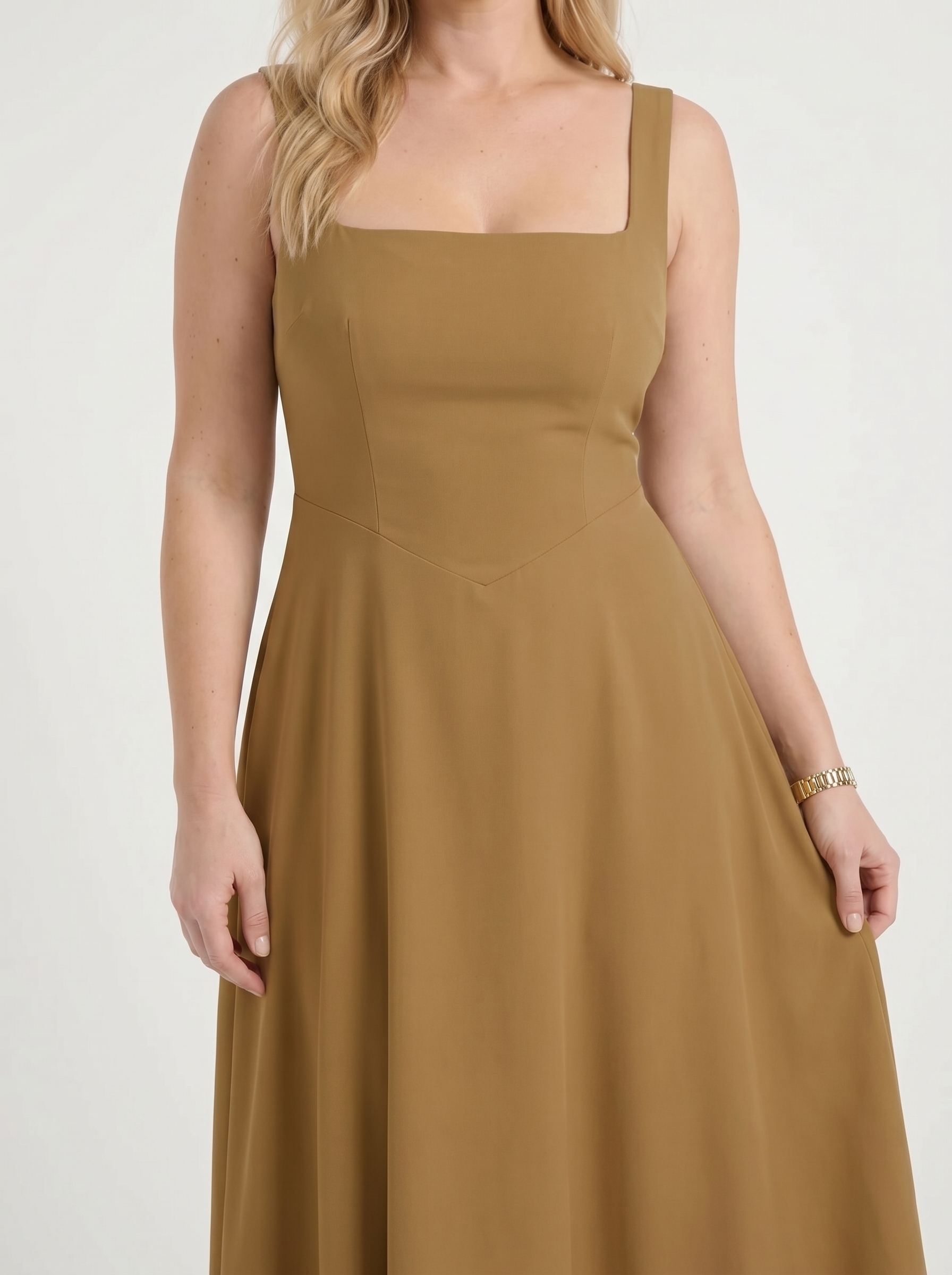 Clarisse Midikleid mit Karree-Ausschnitt und Schwingrock