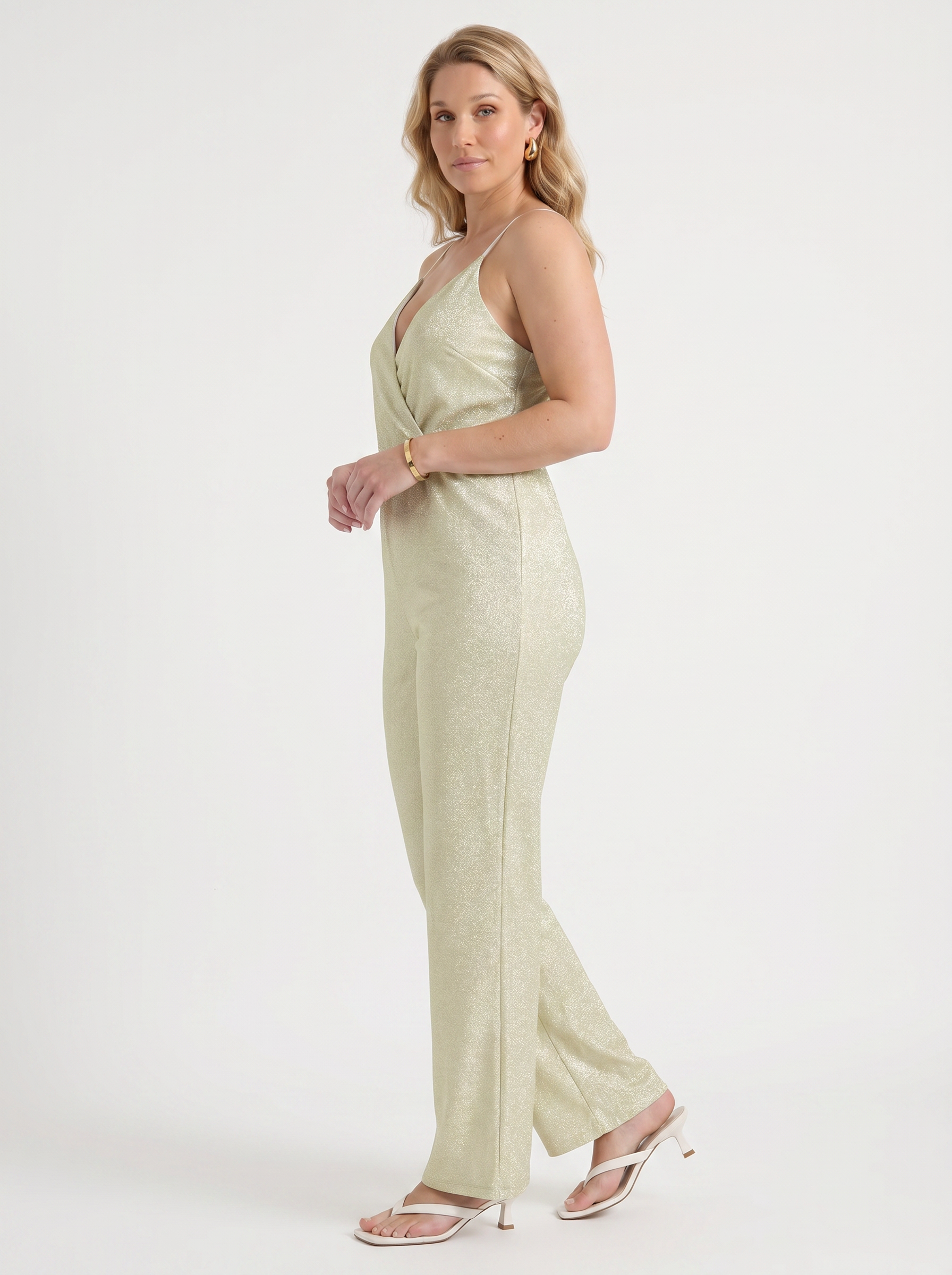 Cheri Damen Jumpsuit in Wickeloptik