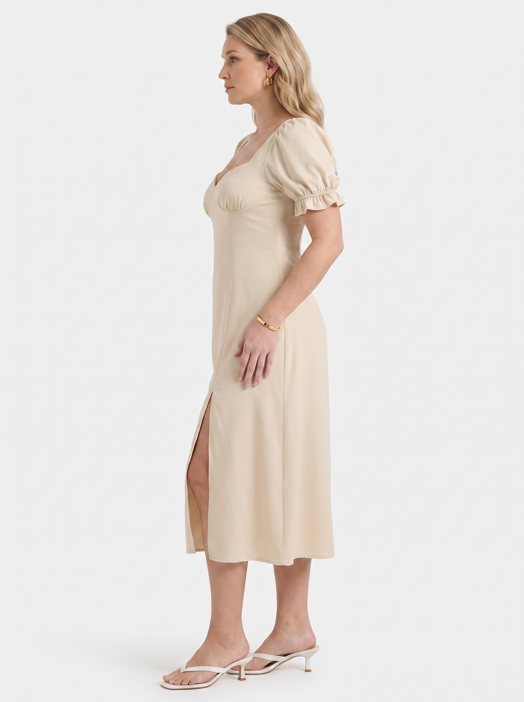 Adrienne Midikleid mit Herzausschnitt und Puffärmeln