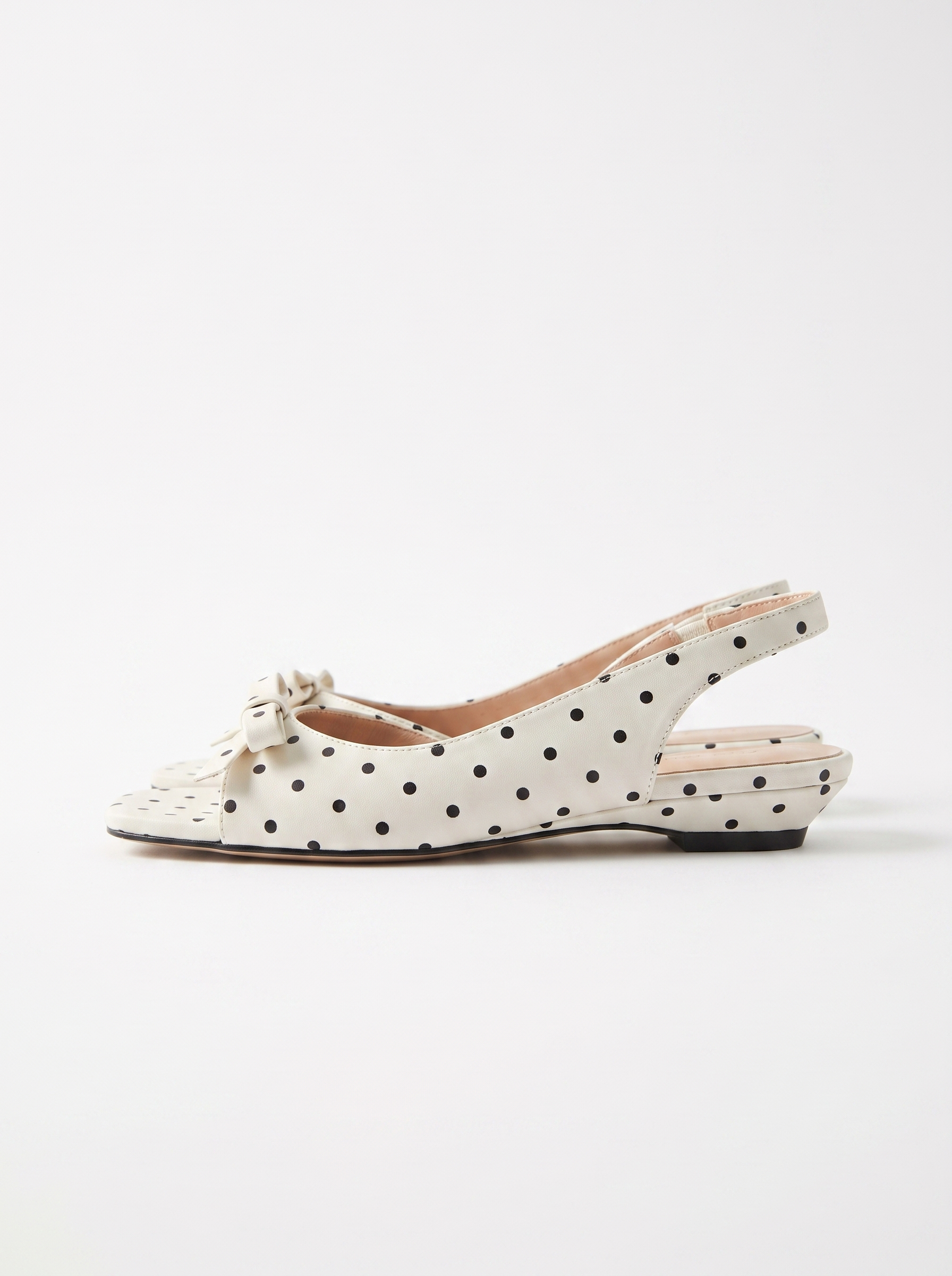 Jenelle Slingback Pumps mit Punktemuster