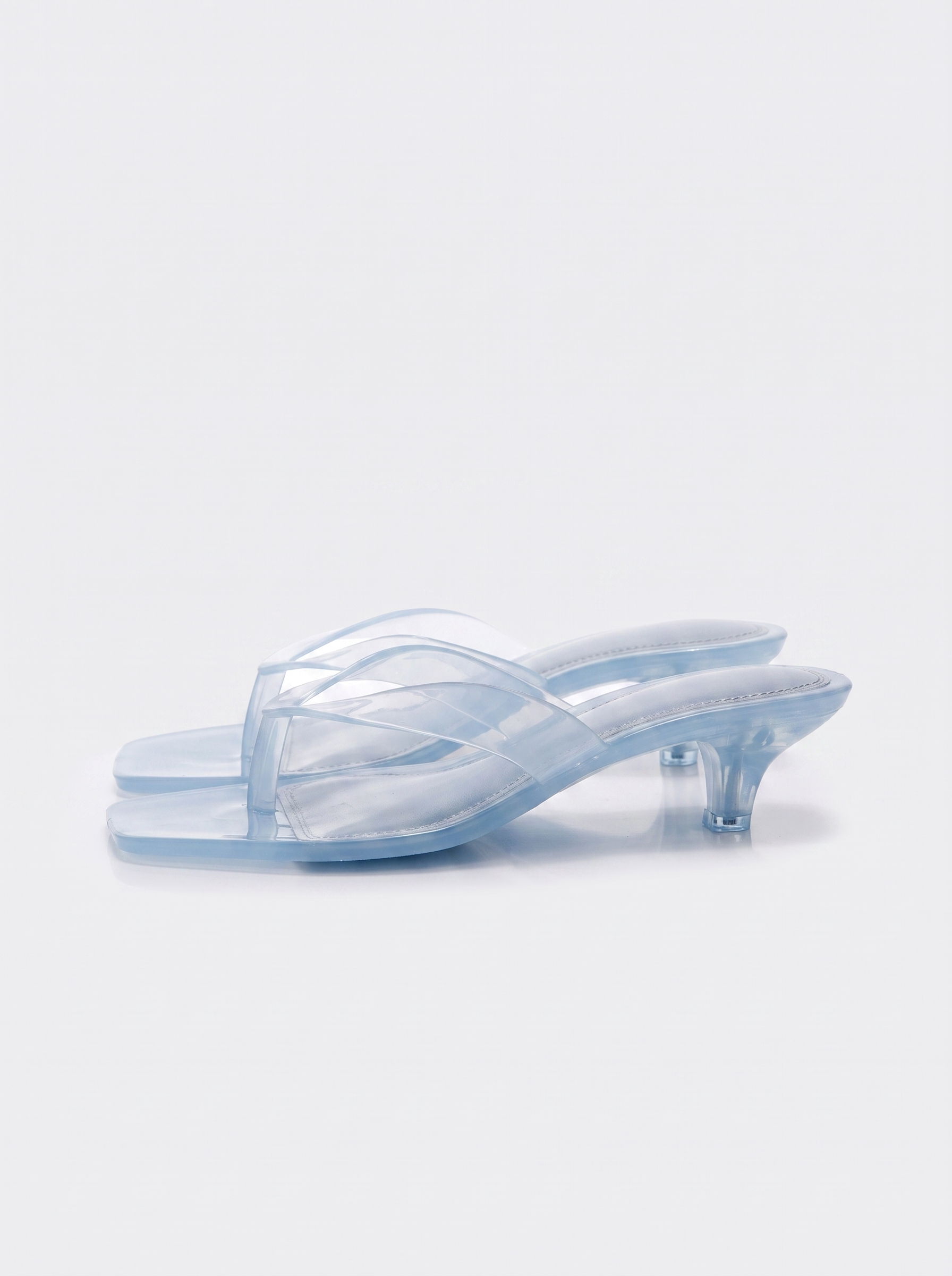 Mikayla Zehensteg-Sandaletten in Transparent-Optik