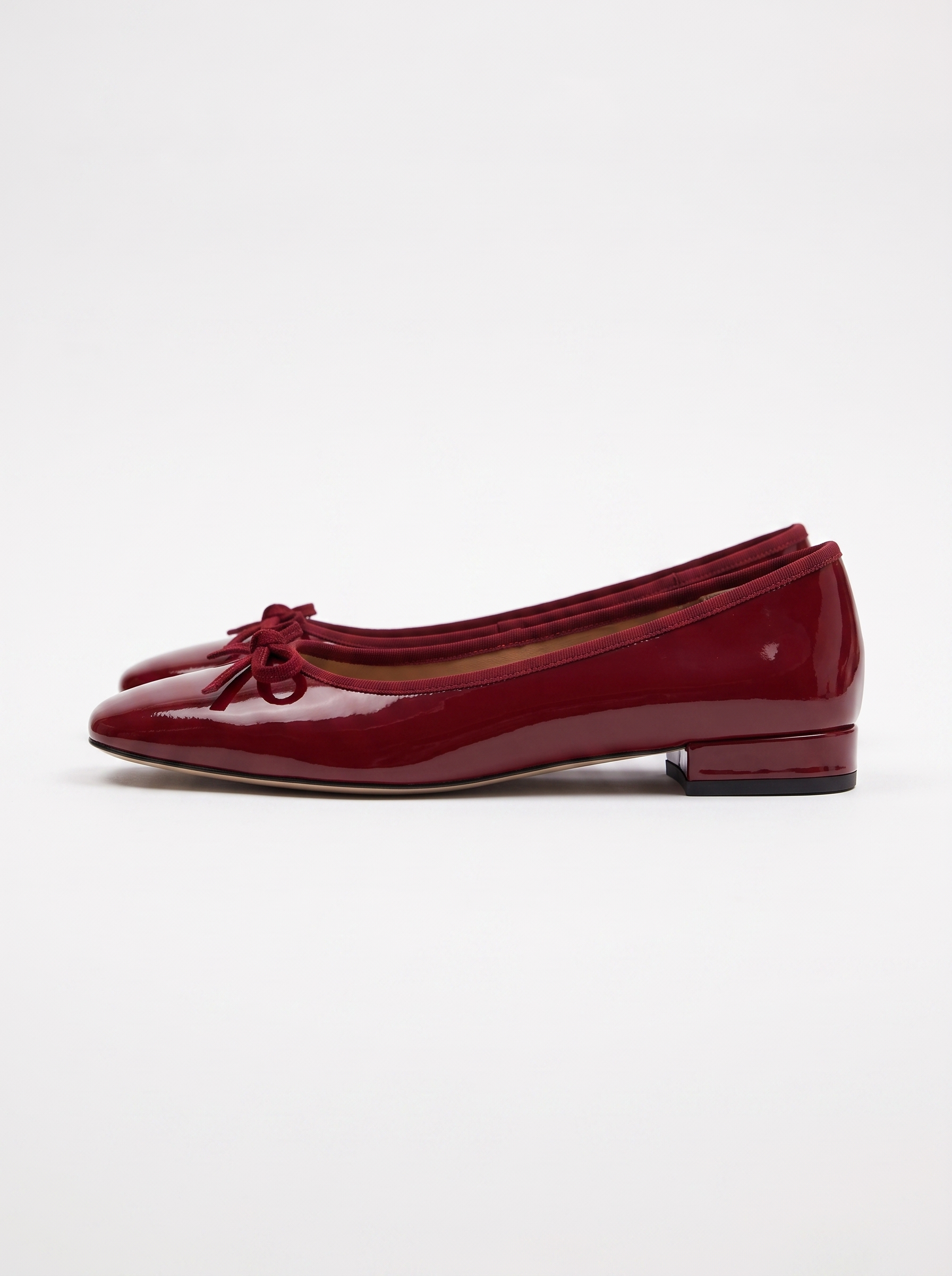Brandy Ballerinas in Lackoptik