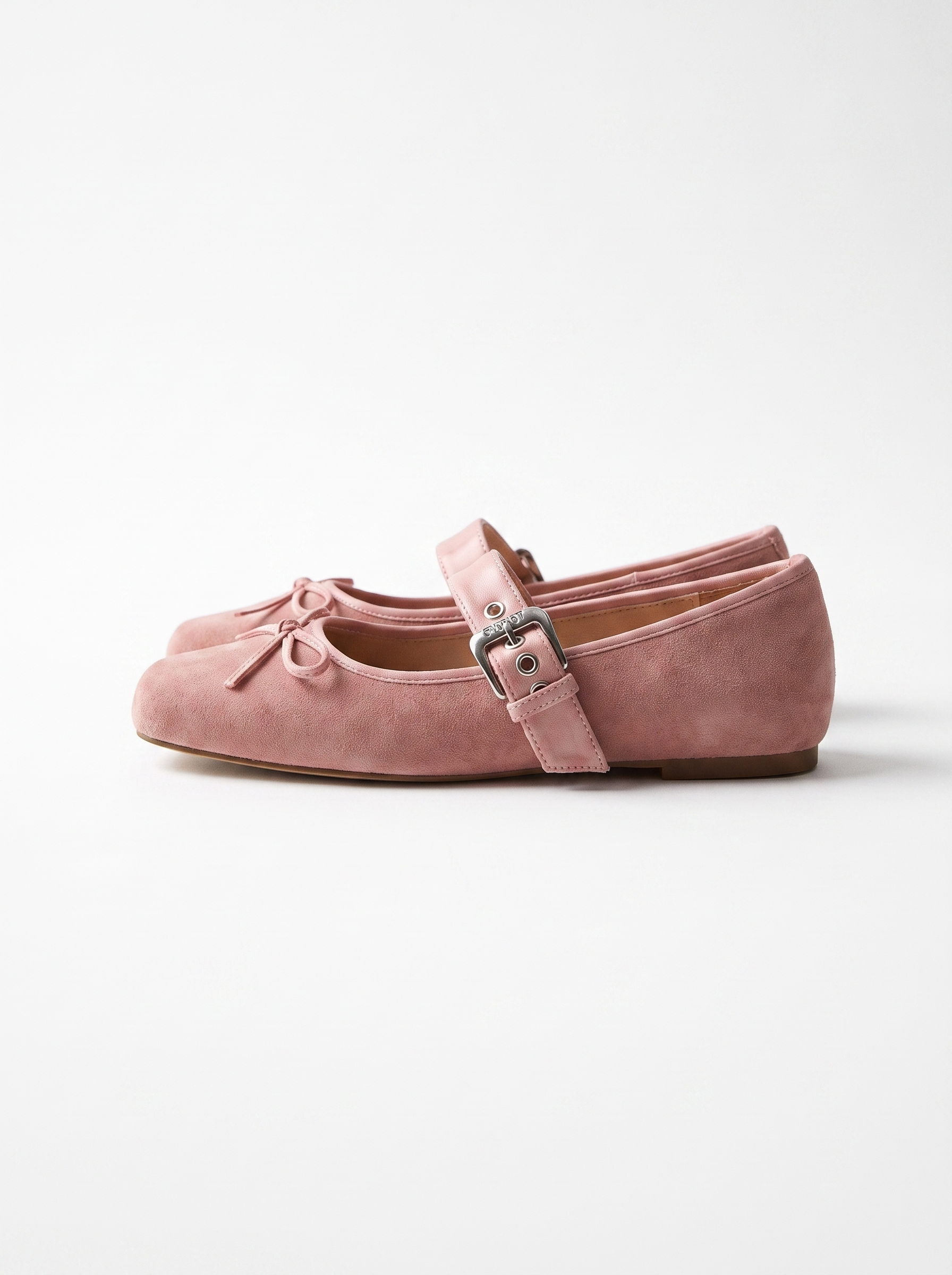 Ellie Riemchenballerinas mit Schnalle