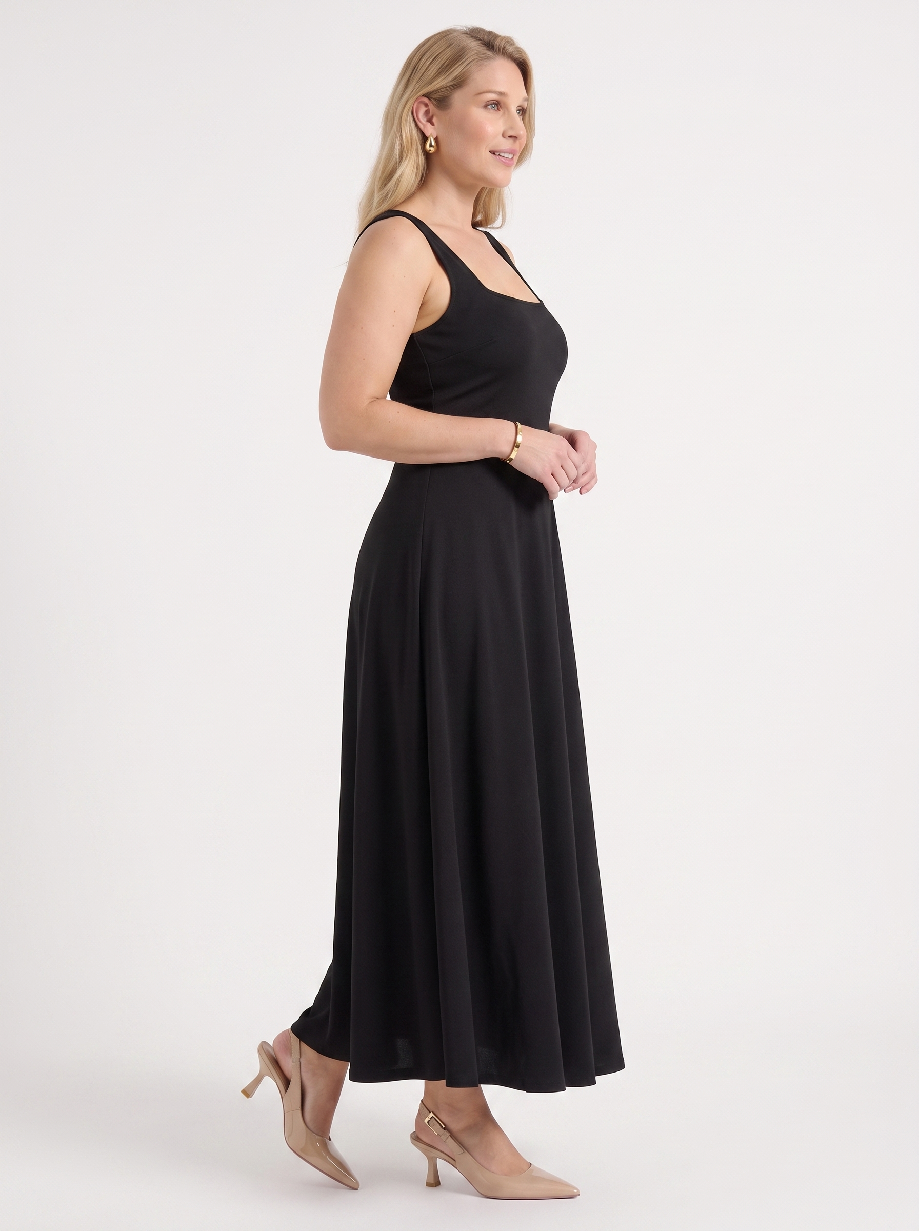 Dani Midikleid mit Karree-Ausschnitt und Schwingrock