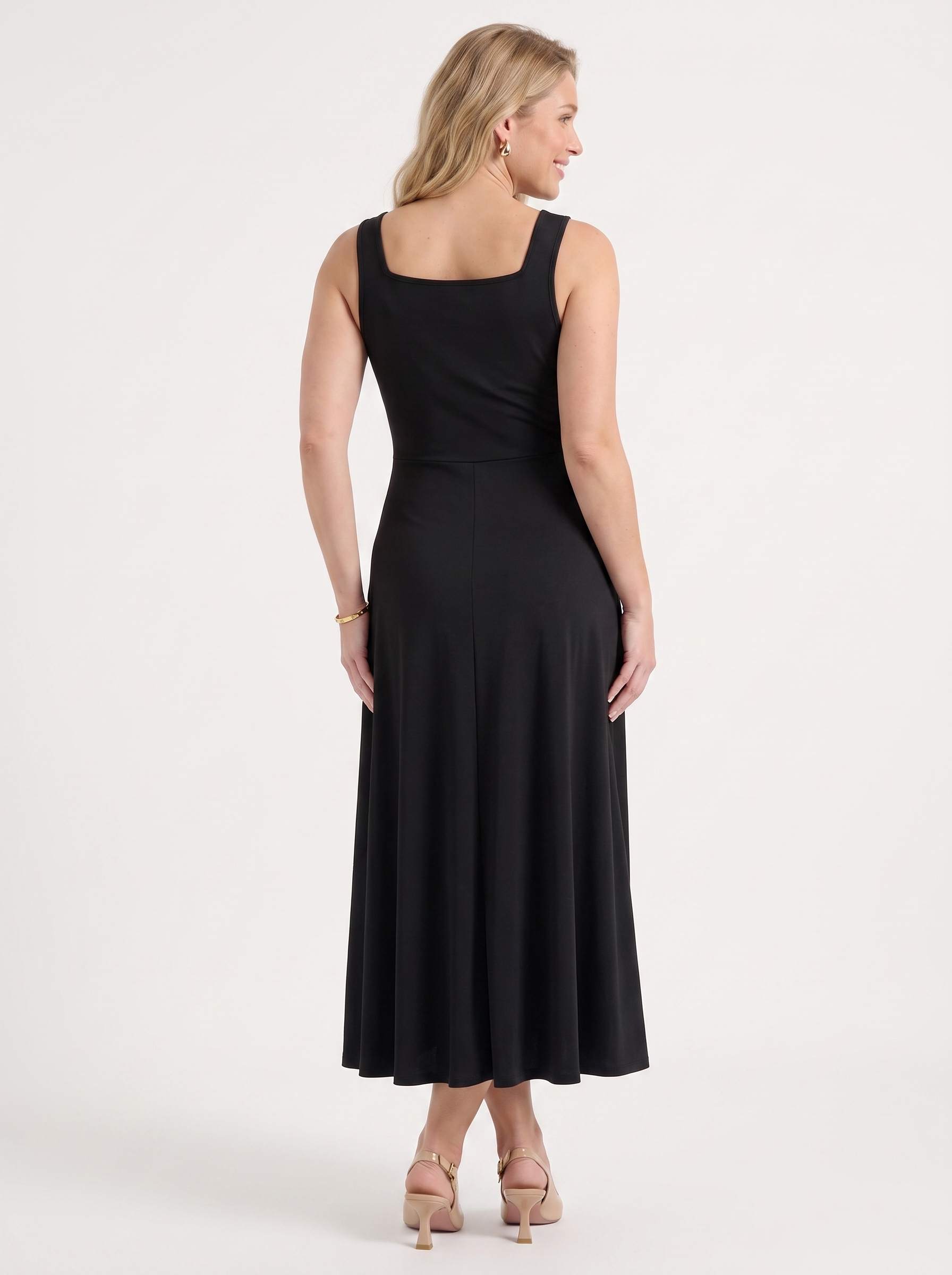 Dani Midikleid mit Karree-Ausschnitt und Schwingrock