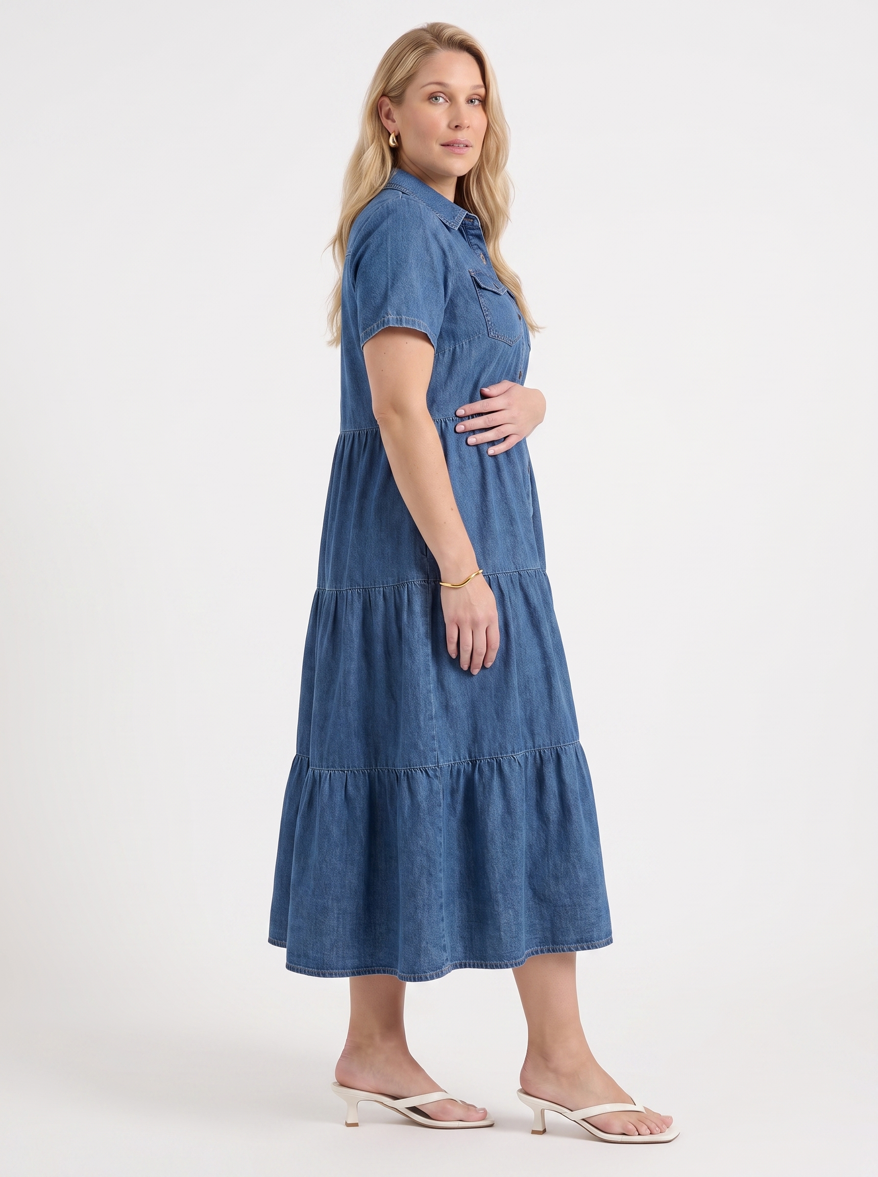 Kesia Gestuftes Midi-Hemdblusenkleid