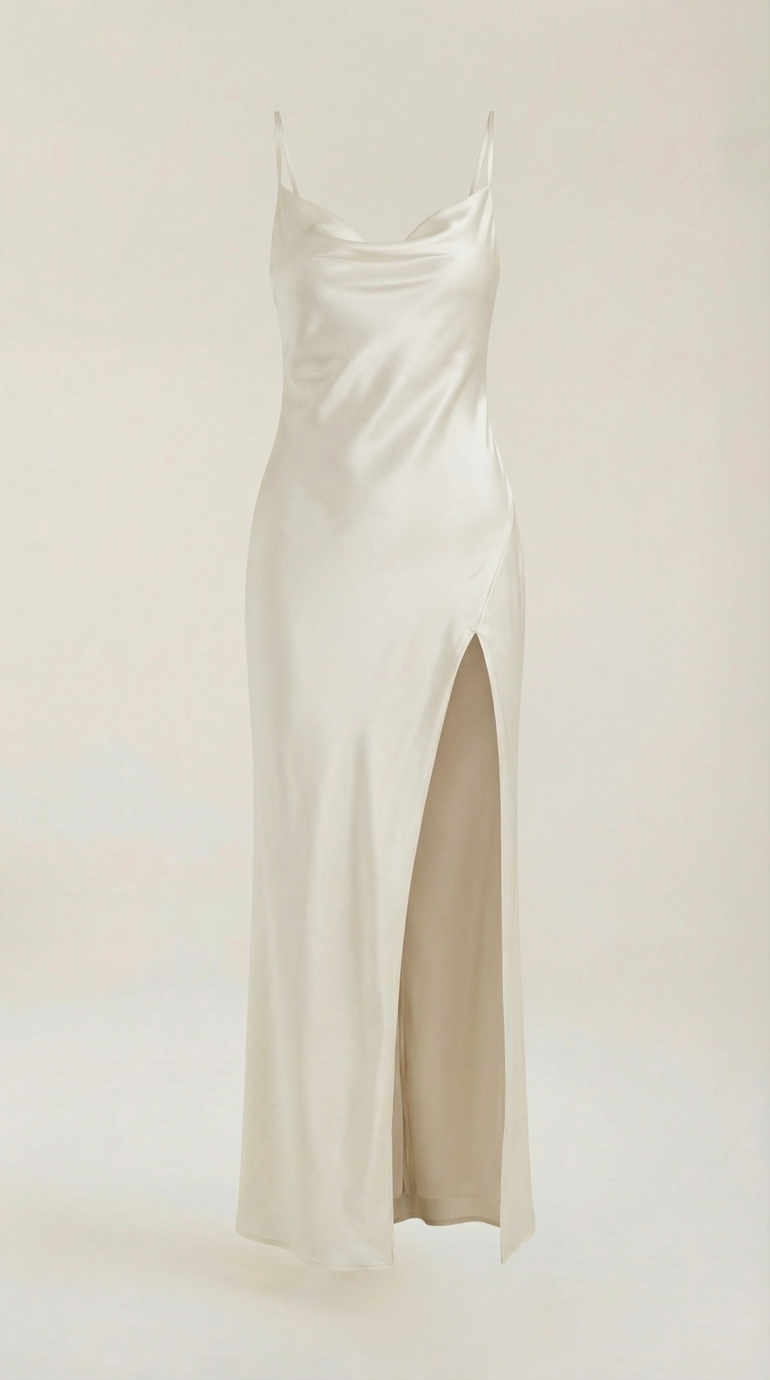 Rhiannon Seidiges Maxi-Slipkleid