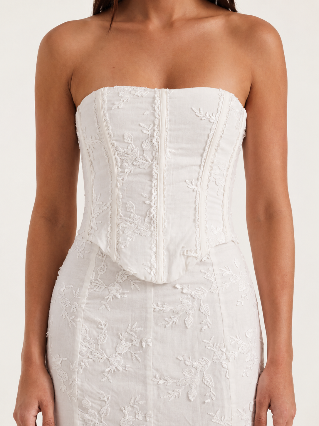 Lea Korsett-Spitzen-Maxikleid