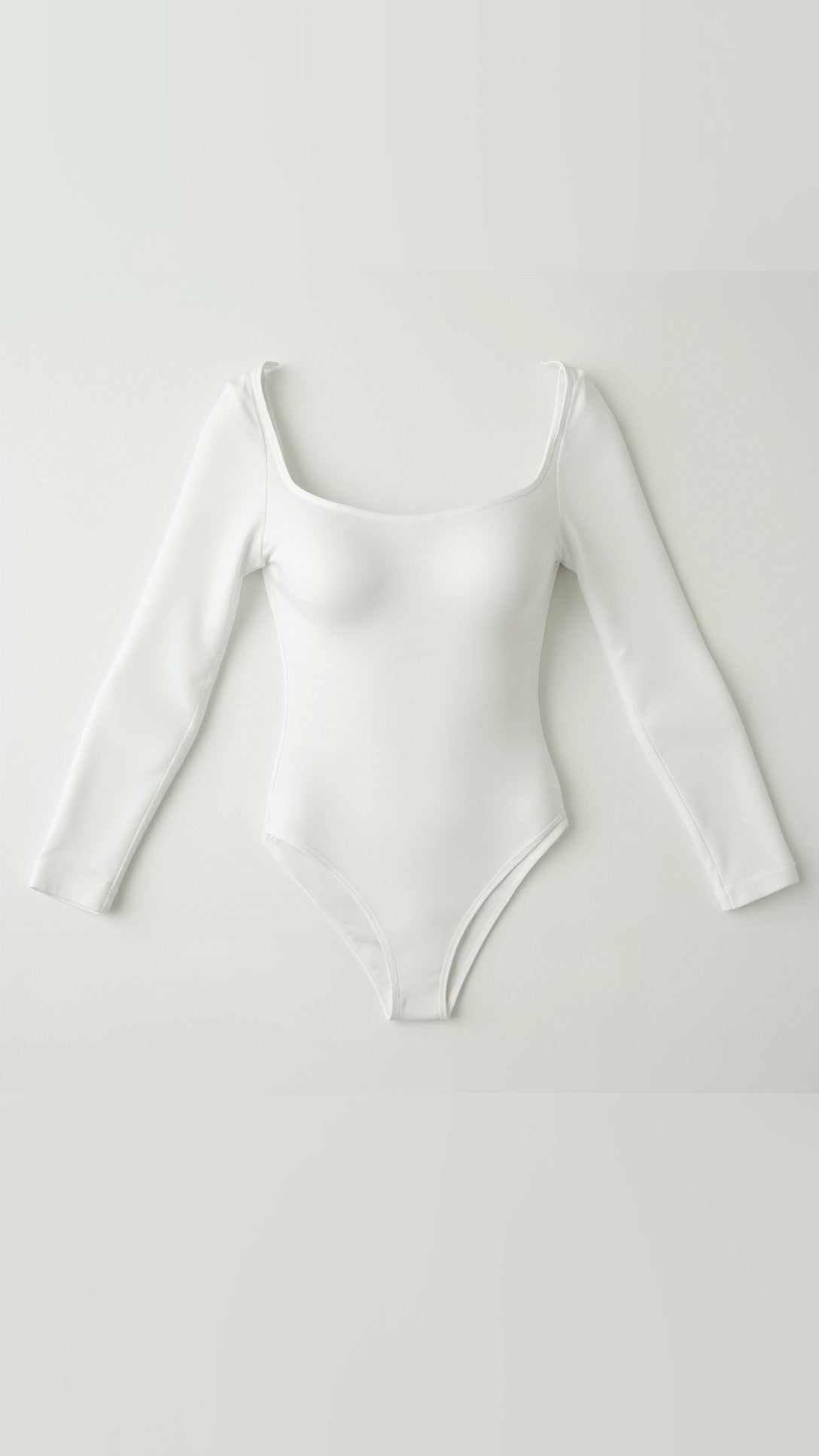 Nahtloser Langarm-Tanga-Body