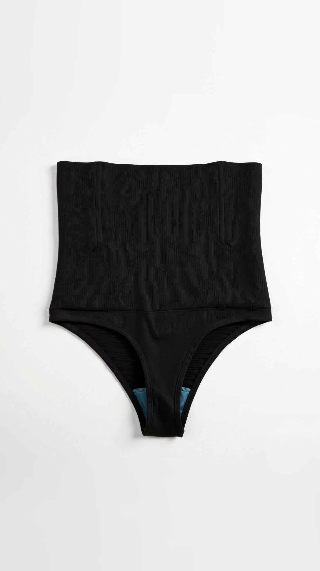 Nahtloser Tanga mit hoher Taille