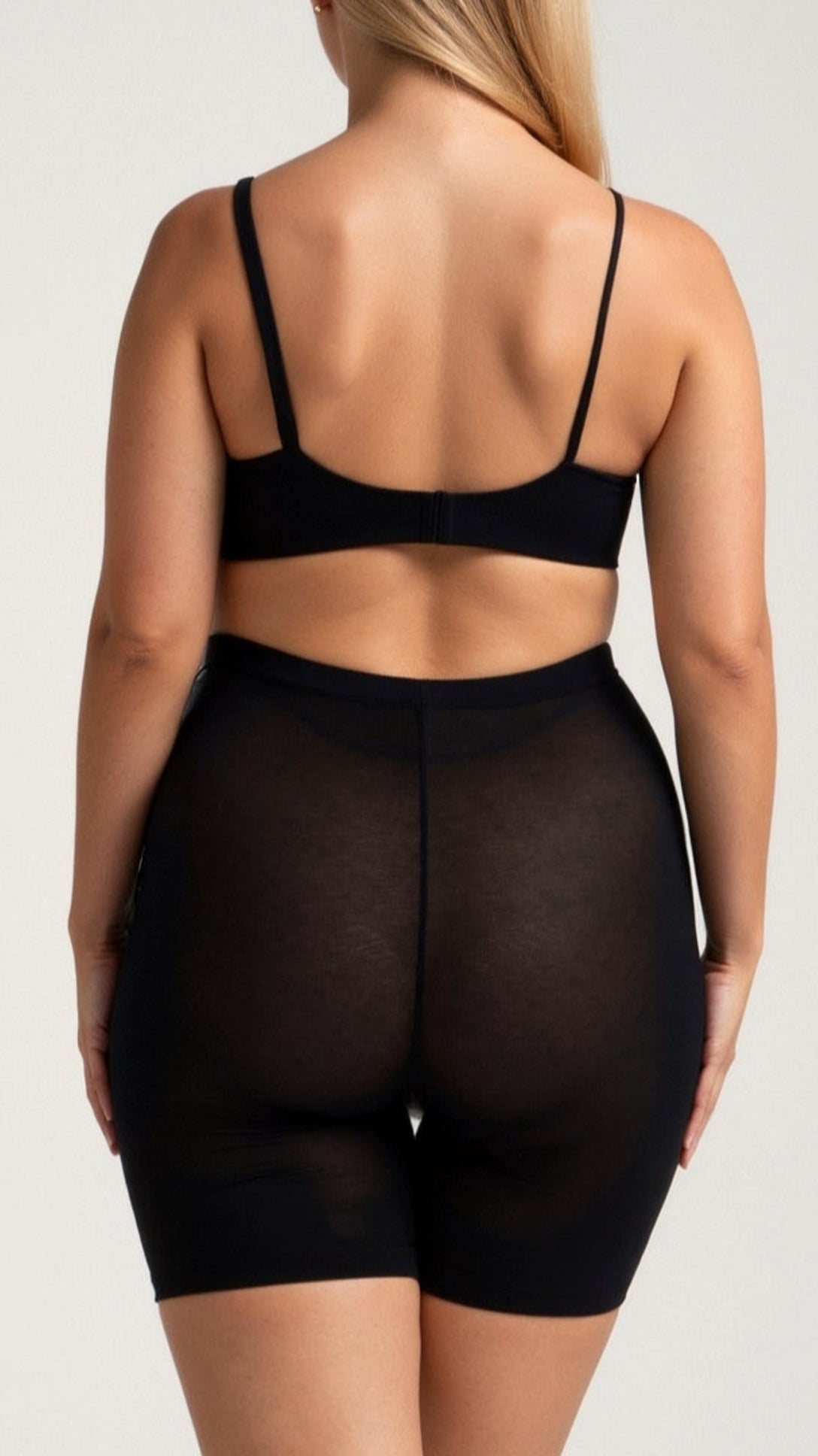 Nahtlose Shorts mit tiefem Rücken