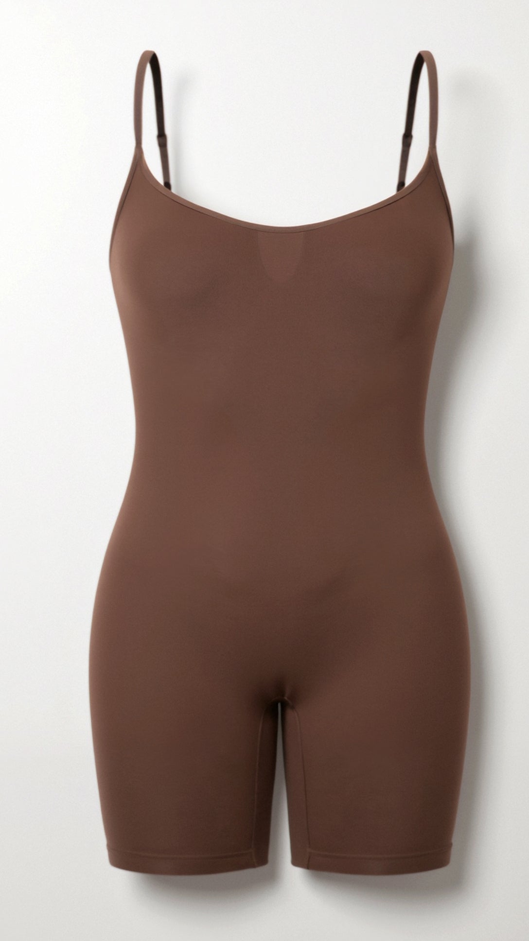 Bodysuit zur Rumpfformung bis zur Mitte des Oberschenkels
