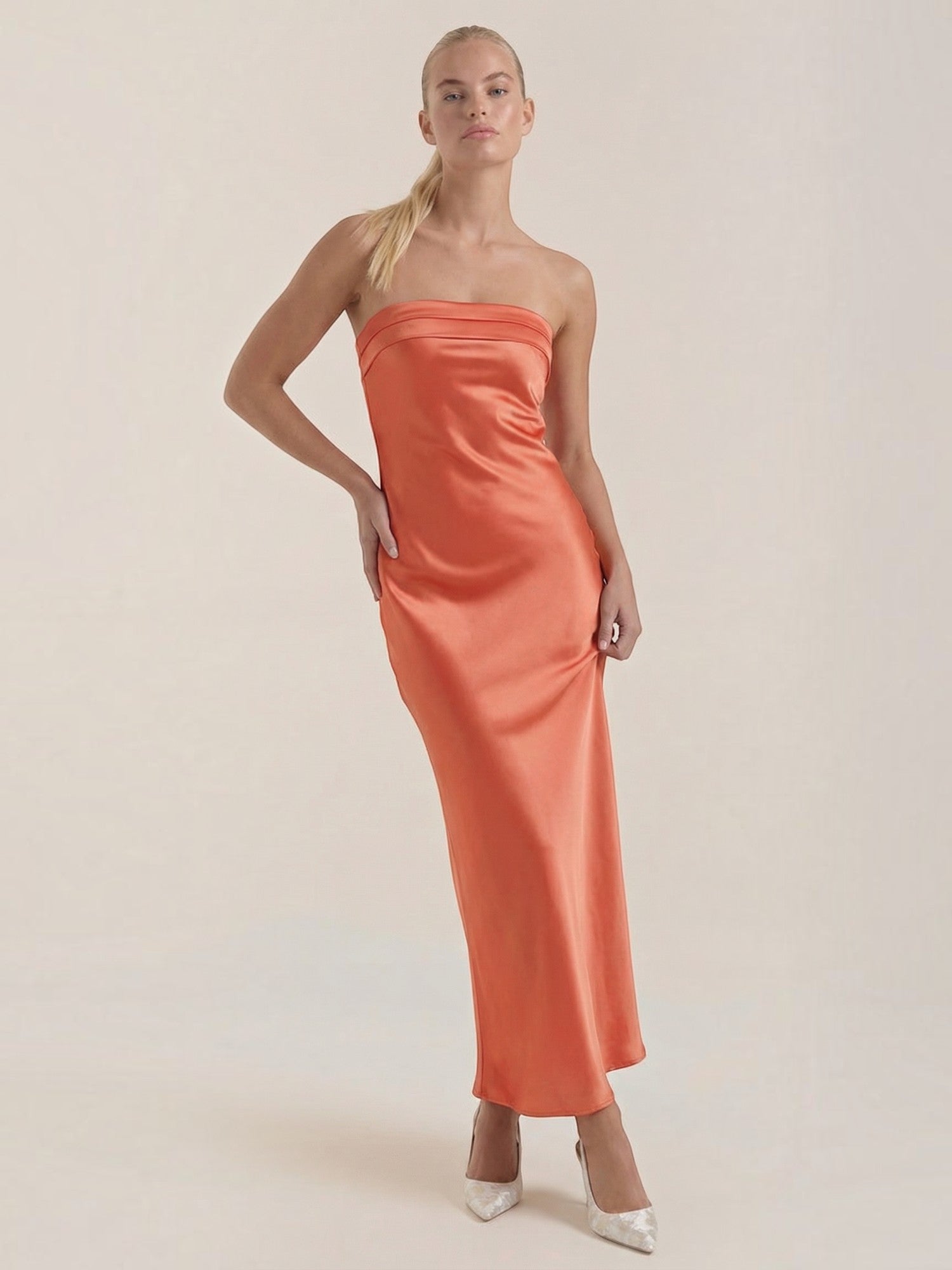 Elsa Schulterfreies Maxi-Abendkleid