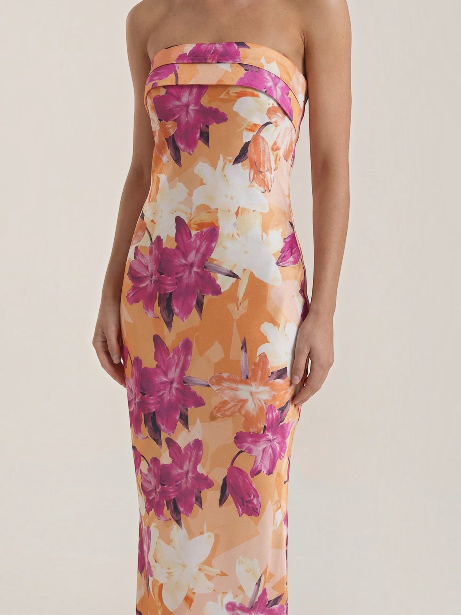 Elsa Schulterfreies Maxi-Abendkleid