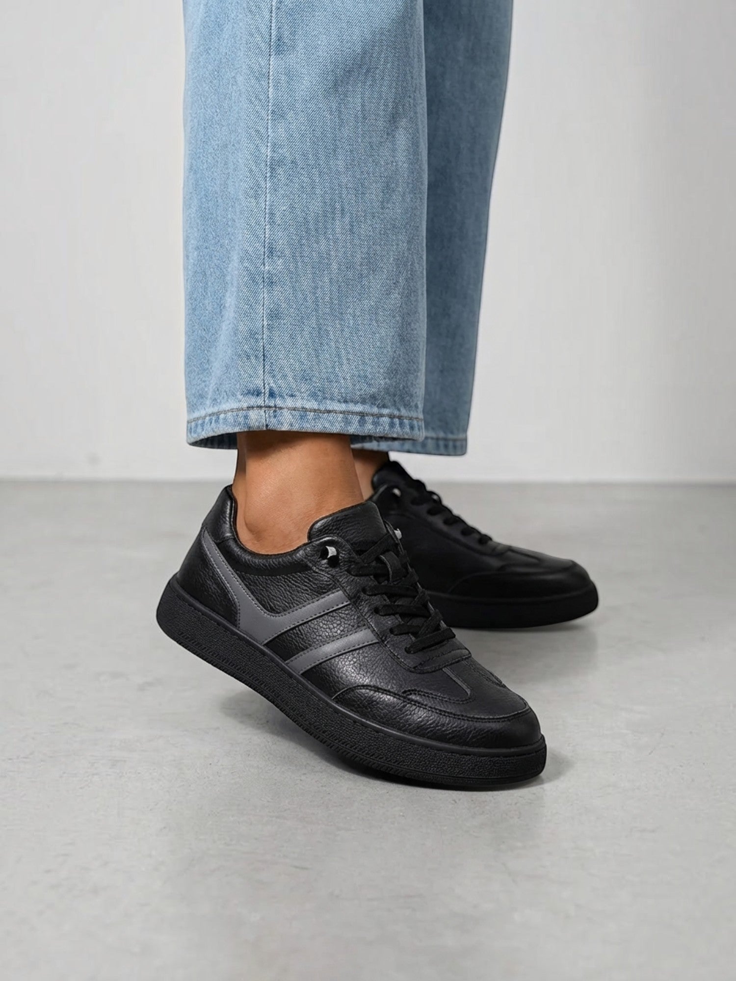 Zarelle Retro Sneaker mit Streifendetail