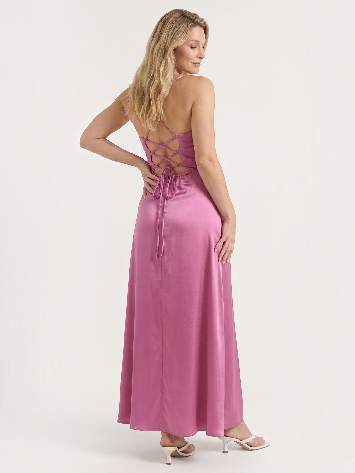 Indie Satin-Midikleid mit Wasserfallausschnitt