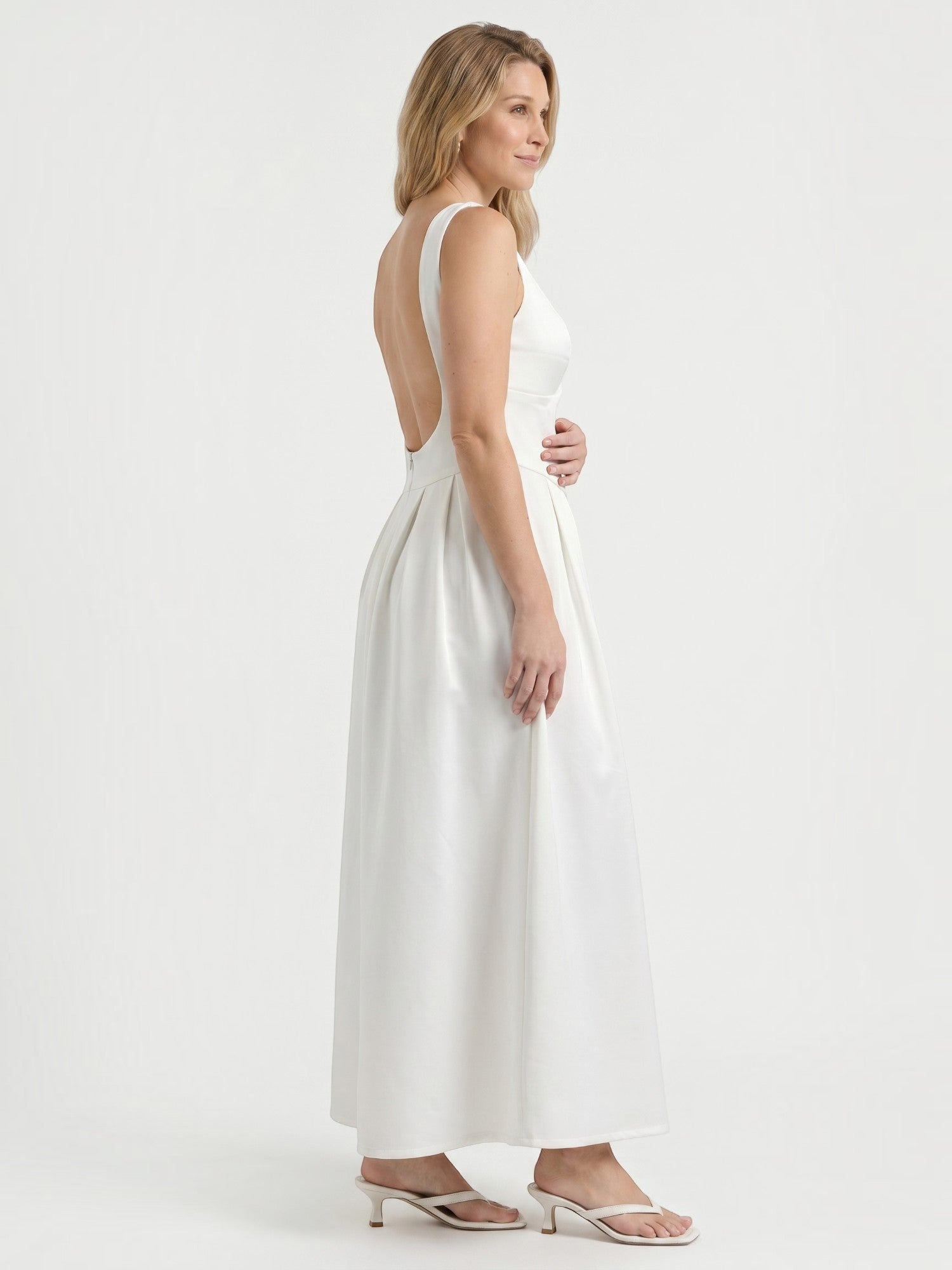 Shenna Ärmelloses Maxikleid mit ausgestelltem Rock