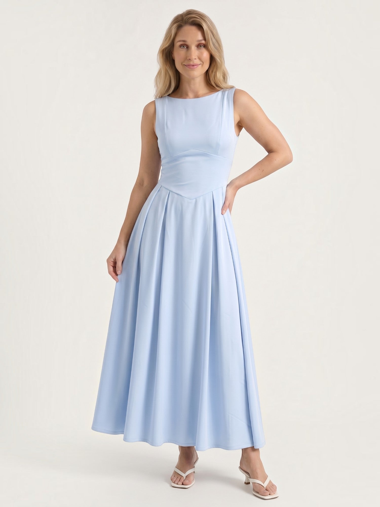 Shenna Ärmelloses Maxikleid mit ausgestelltem Rock