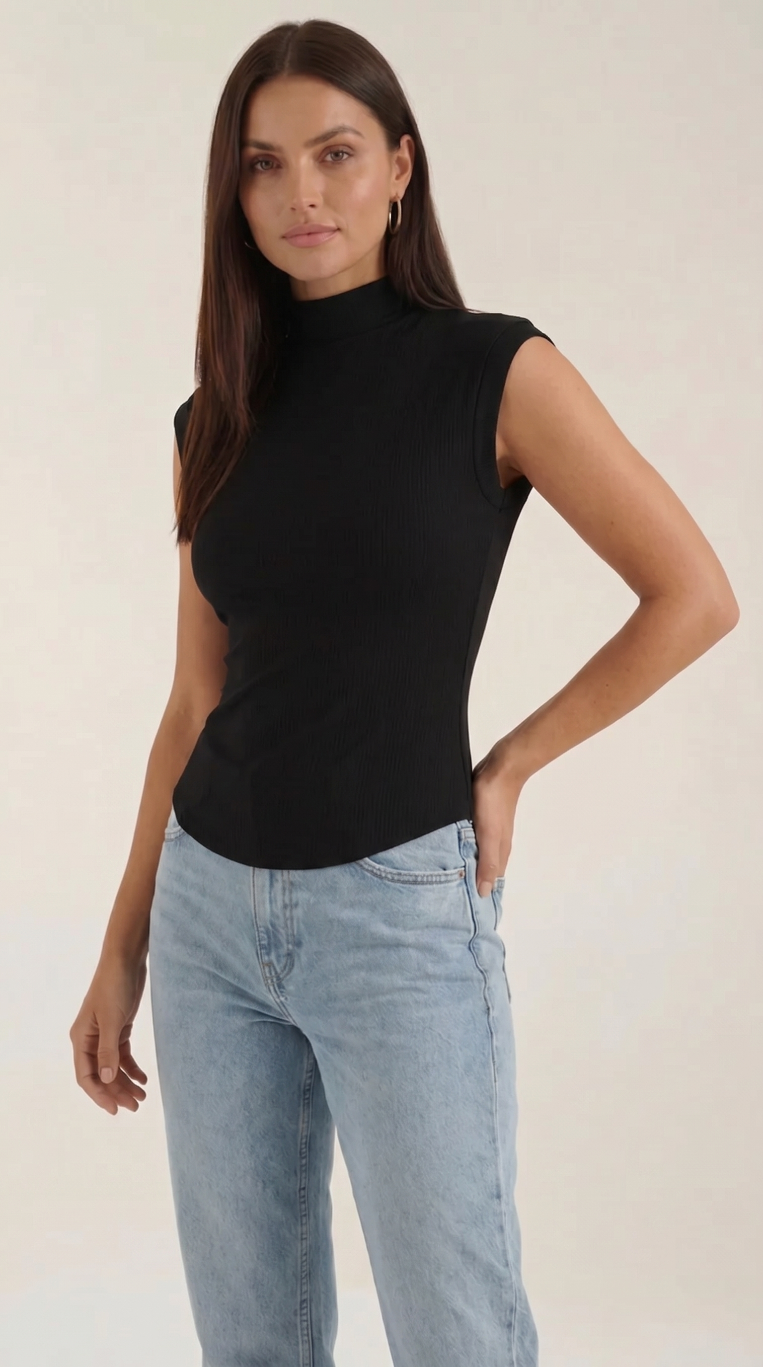 Cassandra Rollkragen-Top im Rippstrick-Look