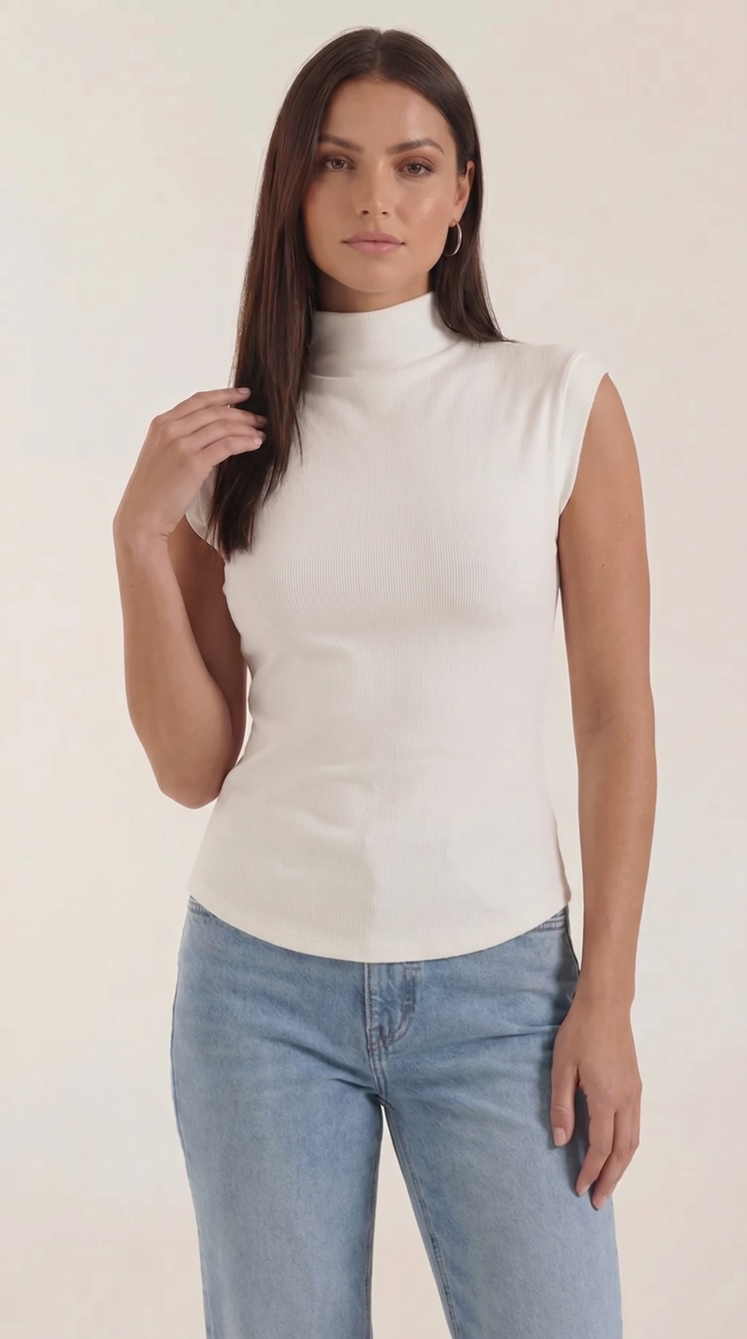 Cassandra Rollkragen-Top im Rippstrick-Look