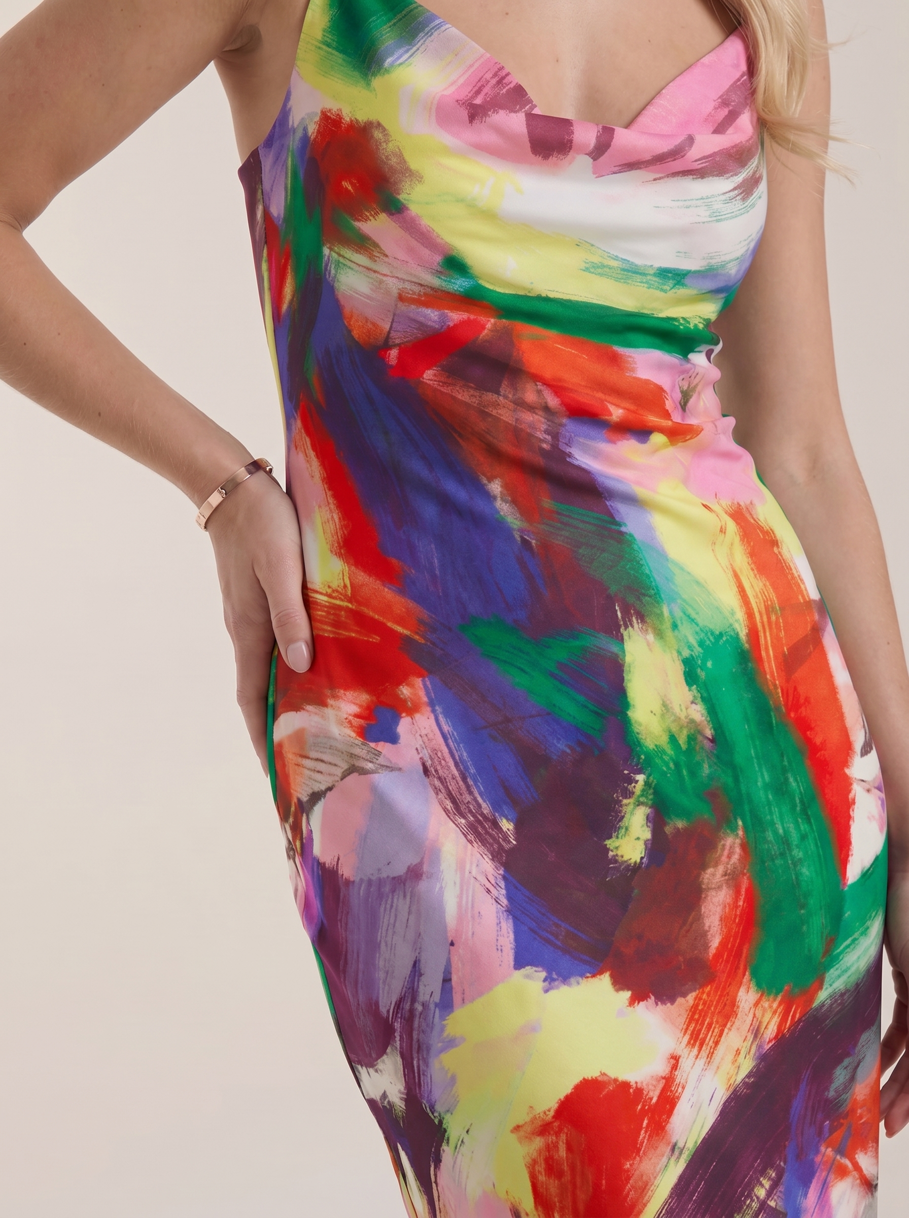 Henrietta Plissee Maxikleid mit Spaghettiträgern