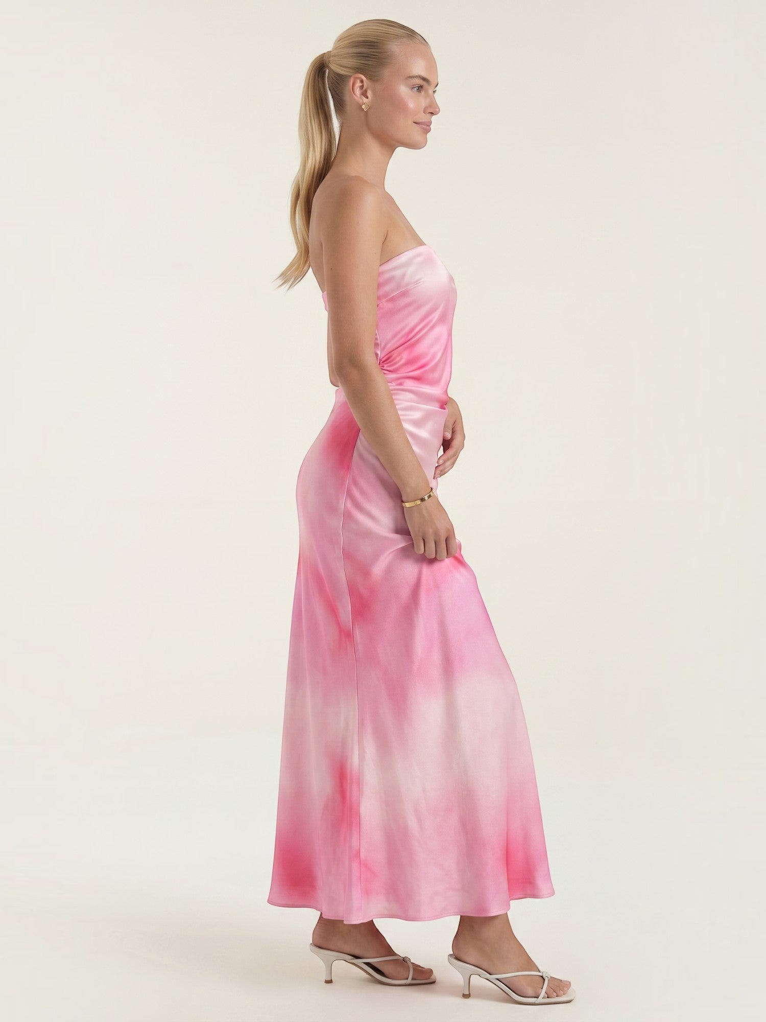 Elodie Bandeau-Maxikleid mit Raffung