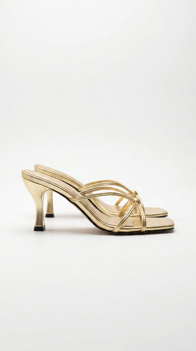 Christina Sandalette mit überkreuzten Riemchen