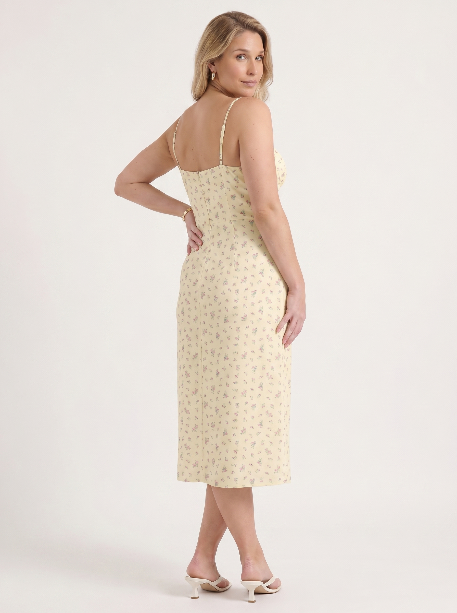 Milena Midikleid mit Spaghettiträgern und Beinschlitz