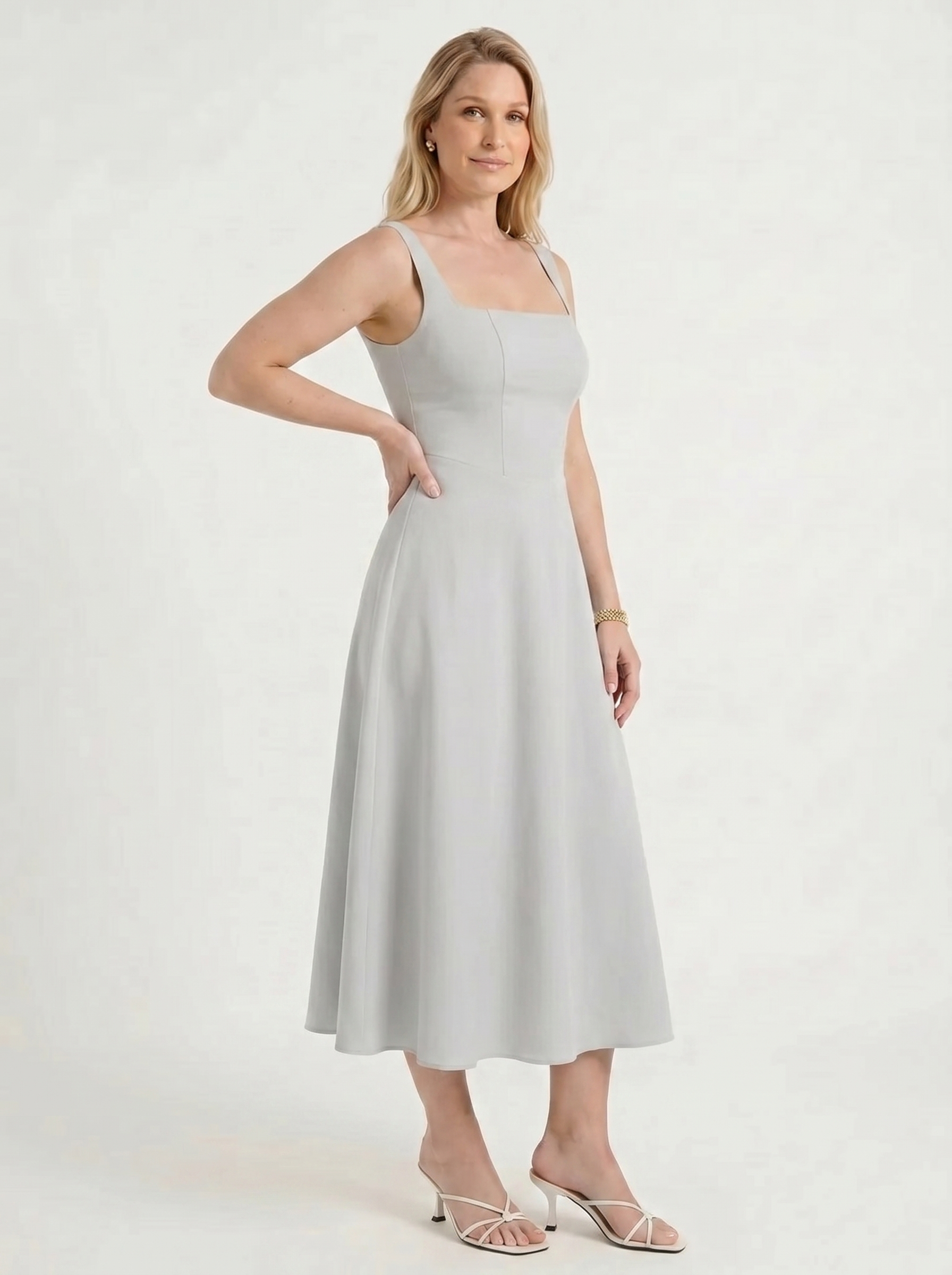 Clarisse Midikleid mit Karree-Ausschnitt und Schwingrock