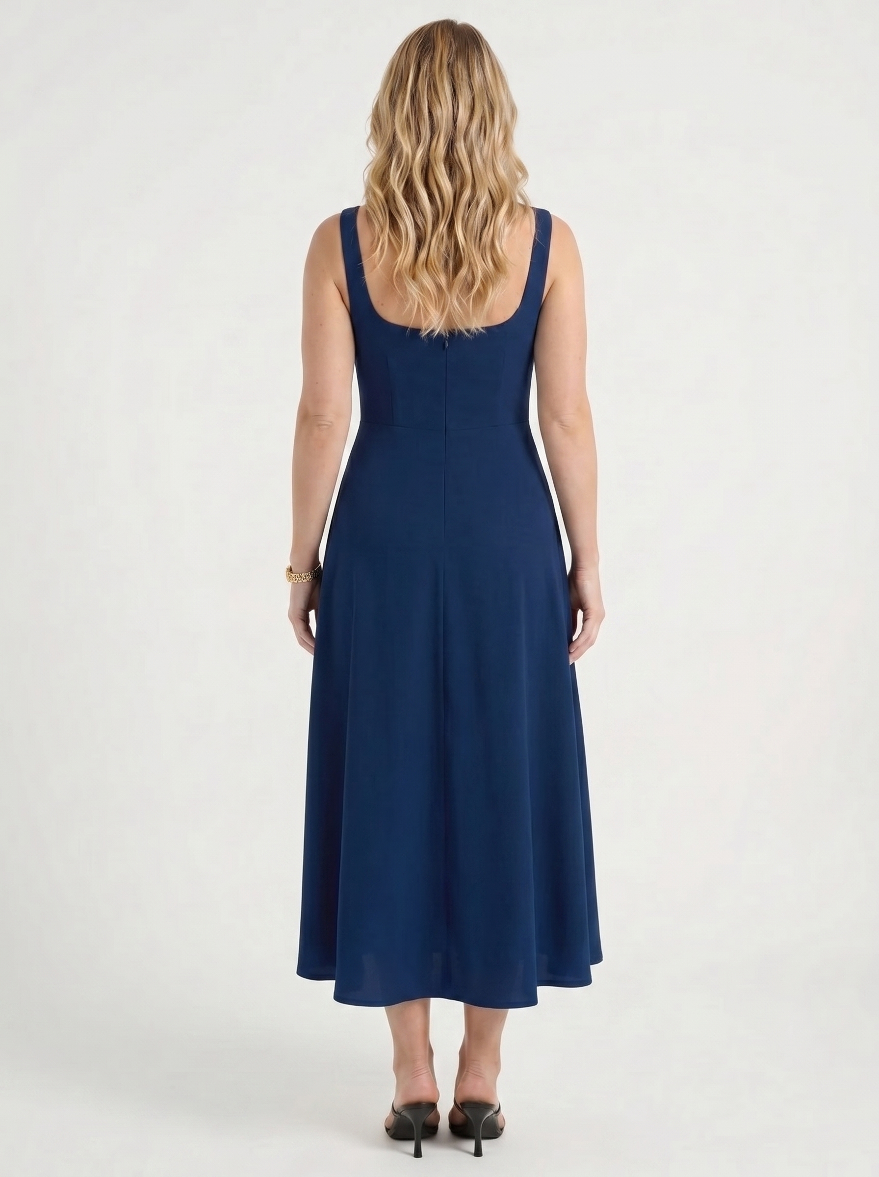 Clarisse Midikleid mit Karree-Ausschnitt und Schwingrock