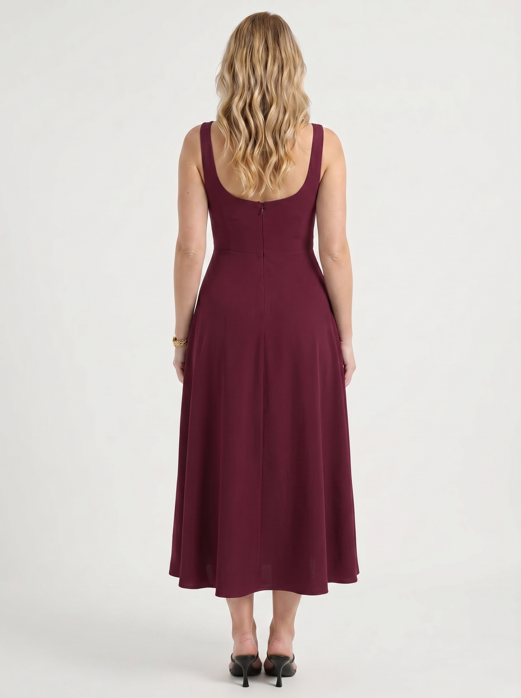 Clarisse Midikleid mit Karree-Ausschnitt und Schwingrock