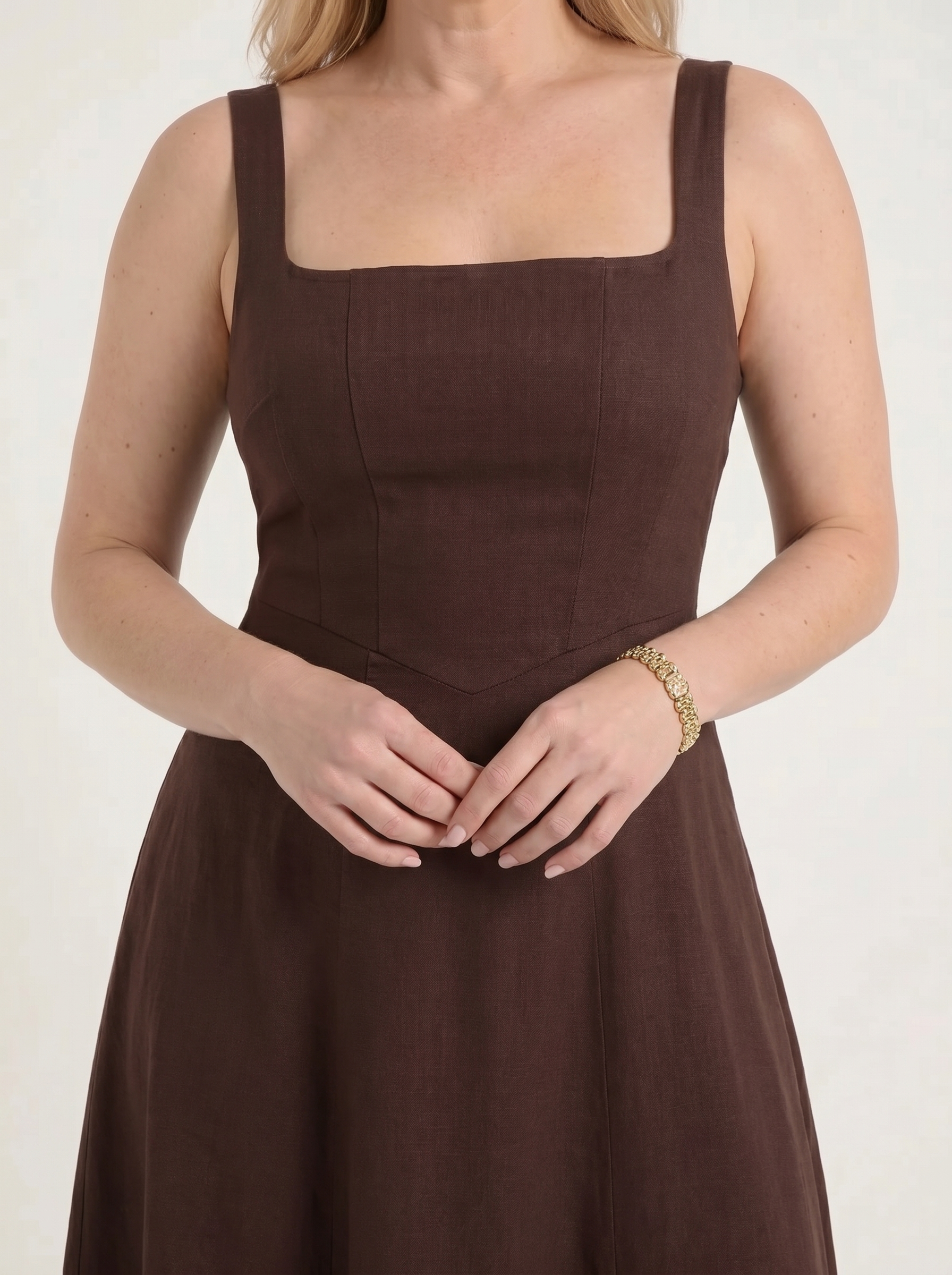 Clarisse Midikleid mit Karree-Ausschnitt und Schwingrock