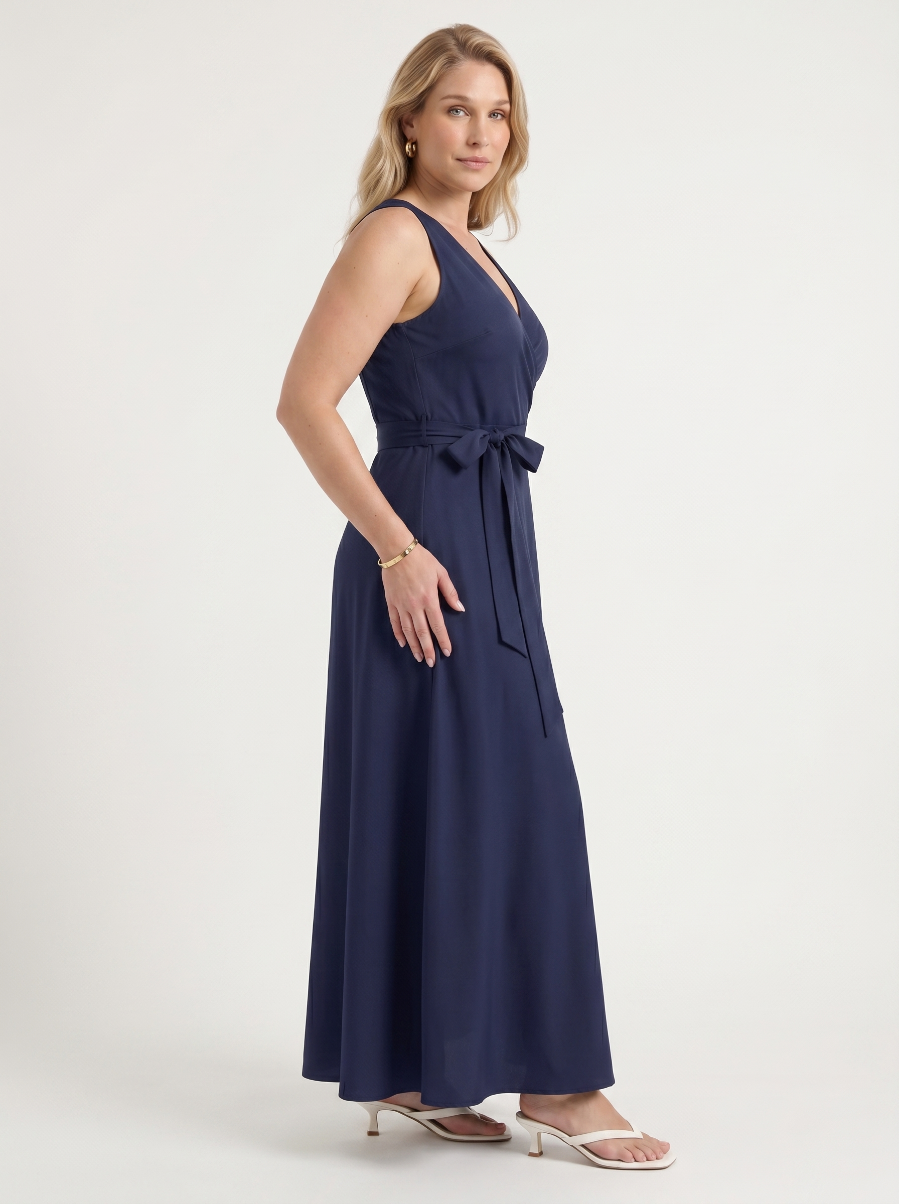 Reena Maxikleid mit Wickeloptik und Bindegürtel