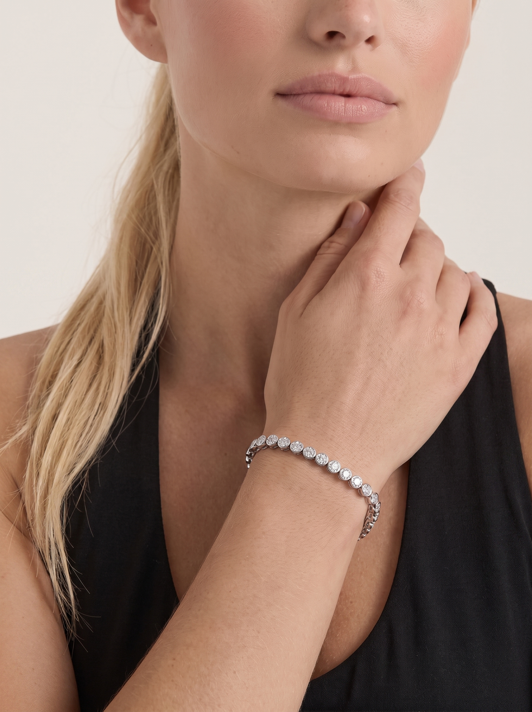 Ines Tennisarmband mit gefassten Steinen