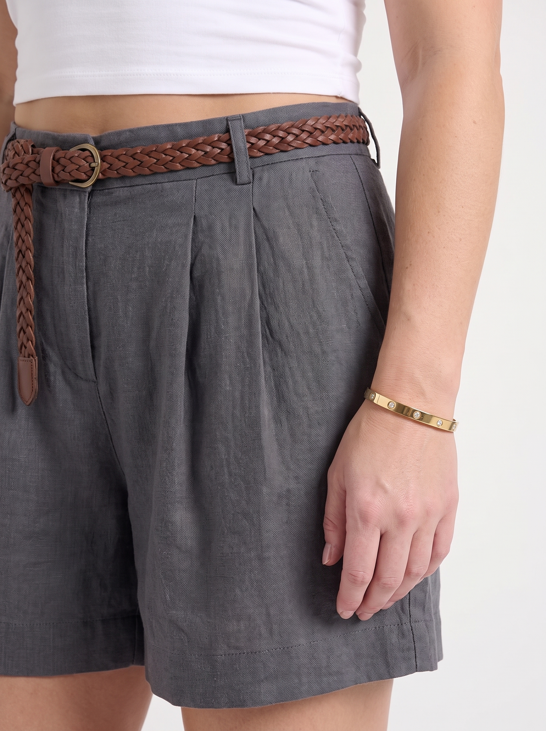 Meeka Shorts mit Flechtgürtel